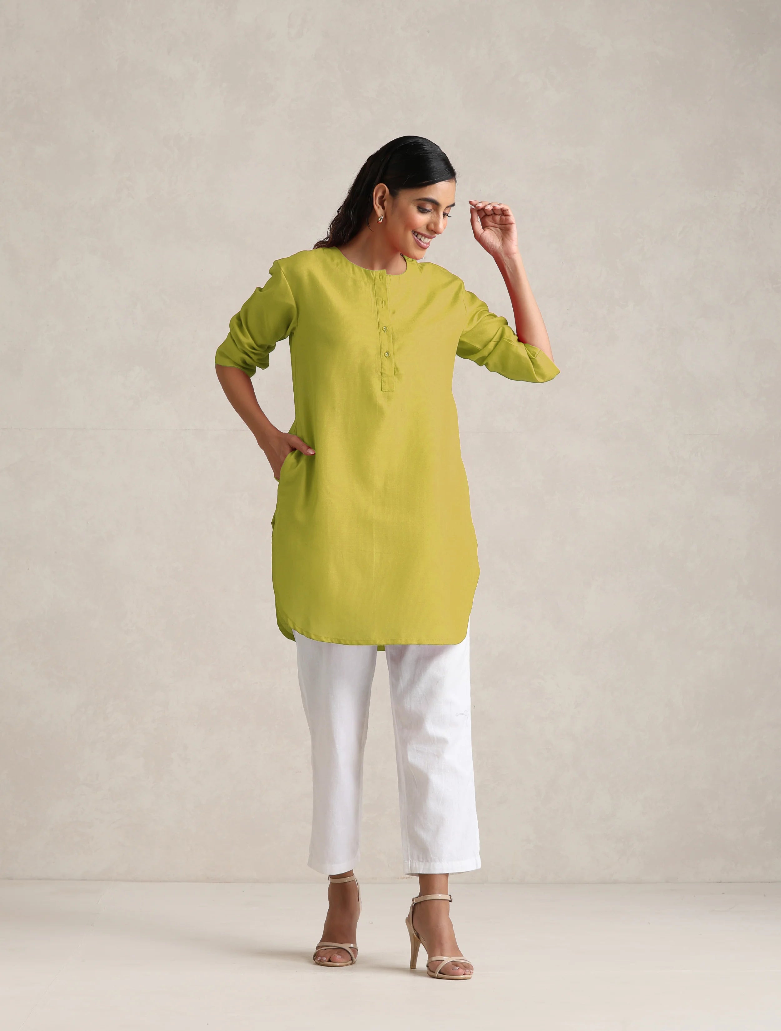 trueBrowns Lime Cotton Blend Short Kurta