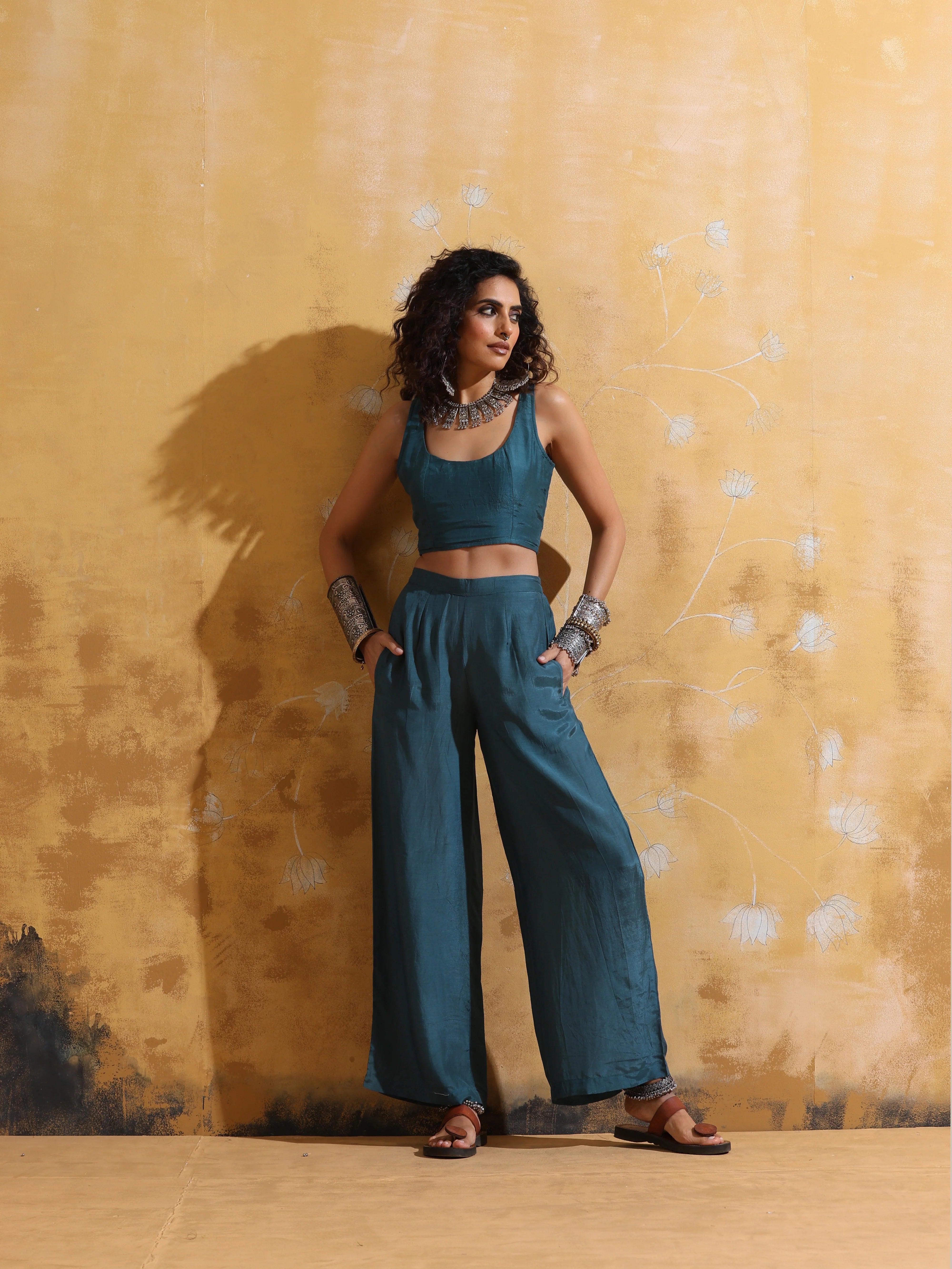 trueBrowns Purple Teal Print Muslin Silk Jacket Set