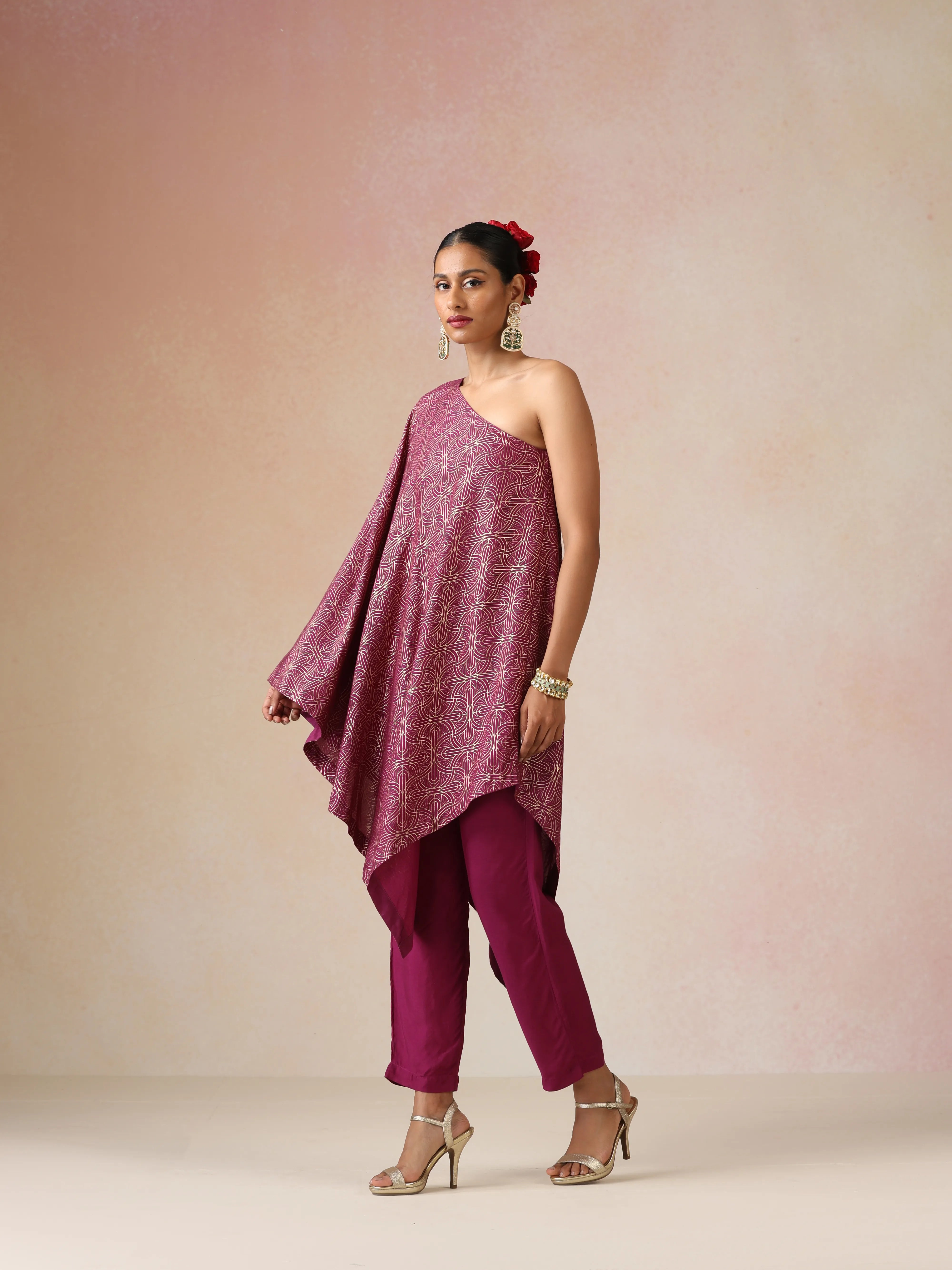 trueBrowns Magenta Gold Foil Print Muslin Silk Asymmetric One-Shoulder Kurta Co-ord Set