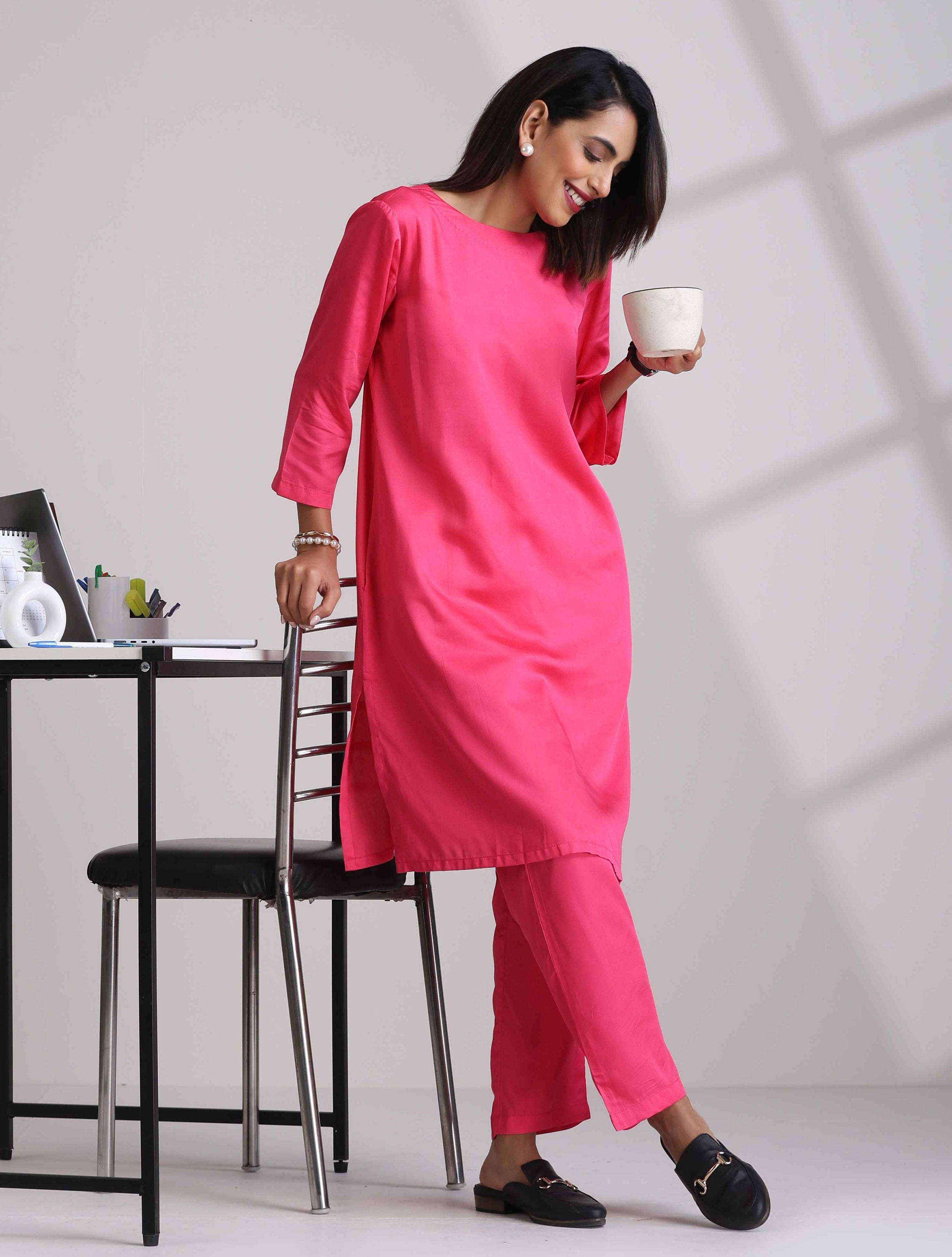trueBrowns Pink Modal Round Neck Kurta Co-ord Set