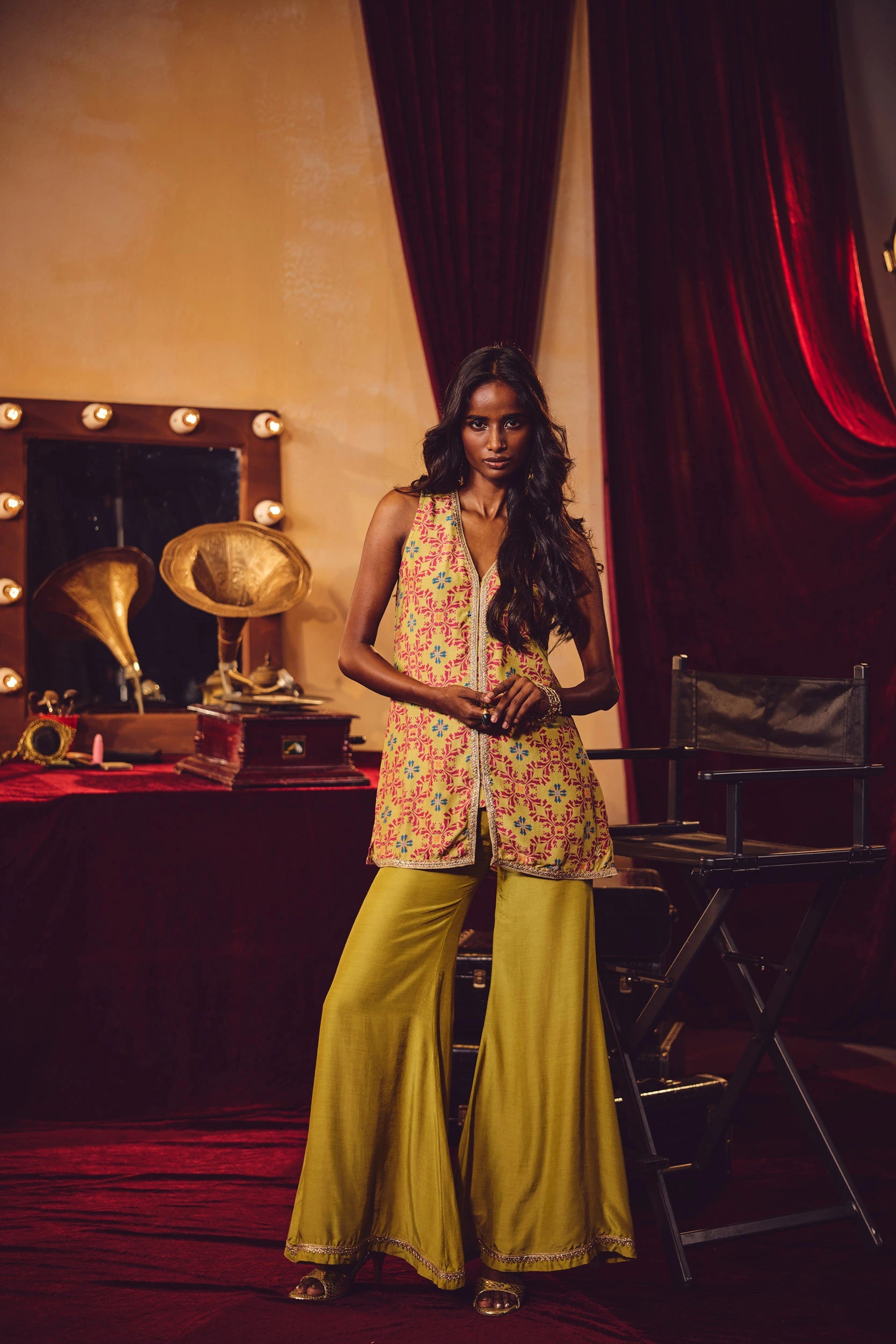 trueBrowns Light Green Pink Jaal Print Viscose Jacket and Flared Pants Co-ord Set