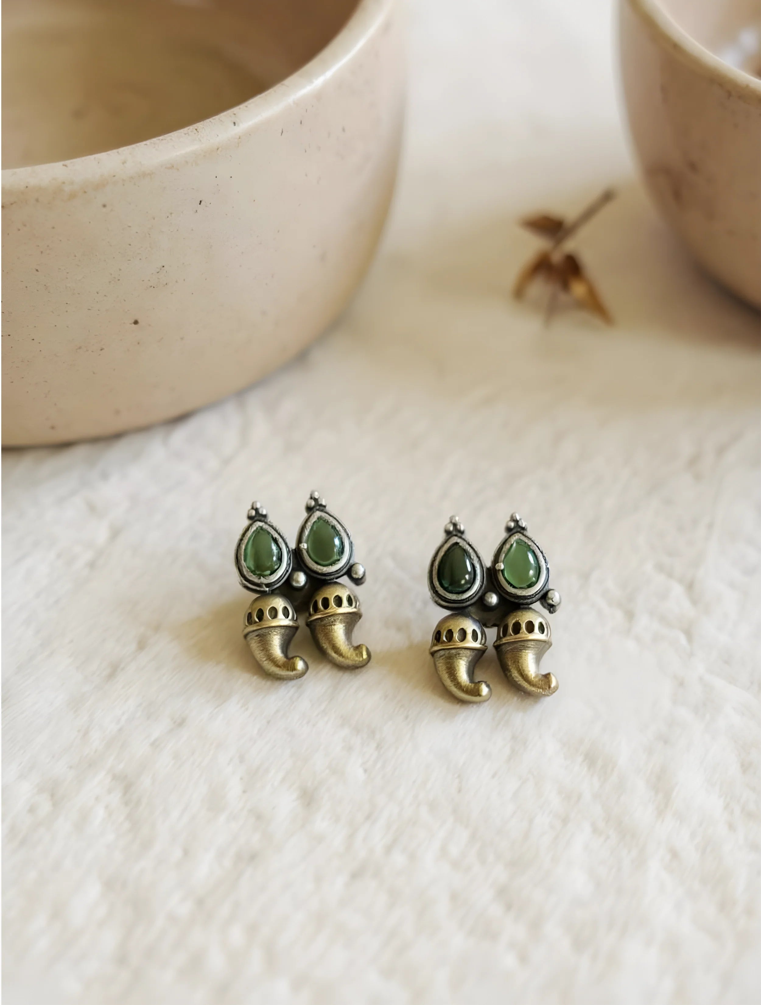 trueBrowns Silver Gold Tone Stud Earrings