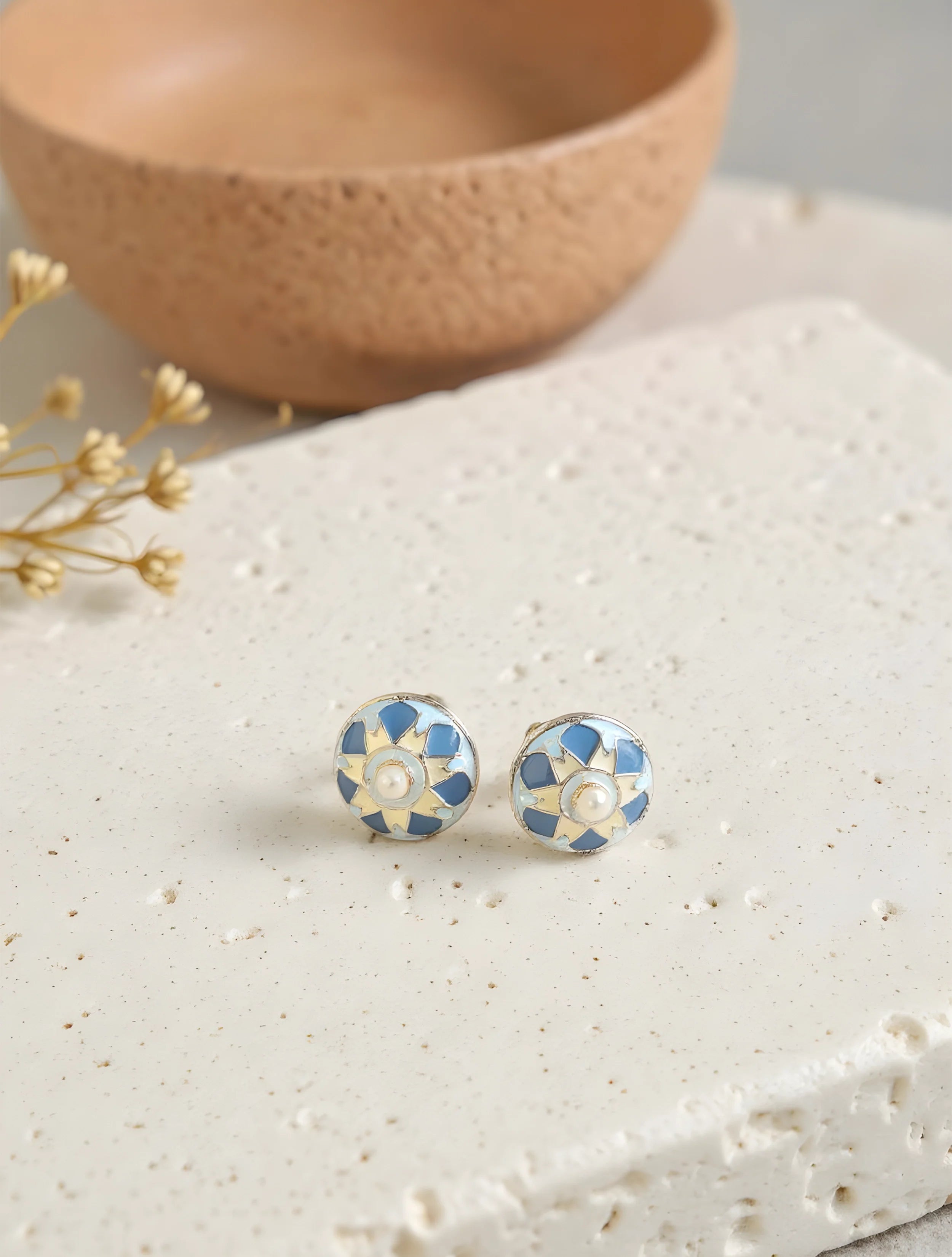 trueBrowns Blue Round Enamel Stud Earrings
