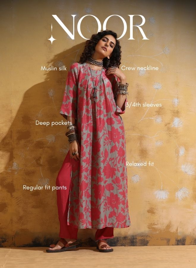 trueBrowns Peach Mint Jaal Print Muslin Silk High-slit Kurta Set