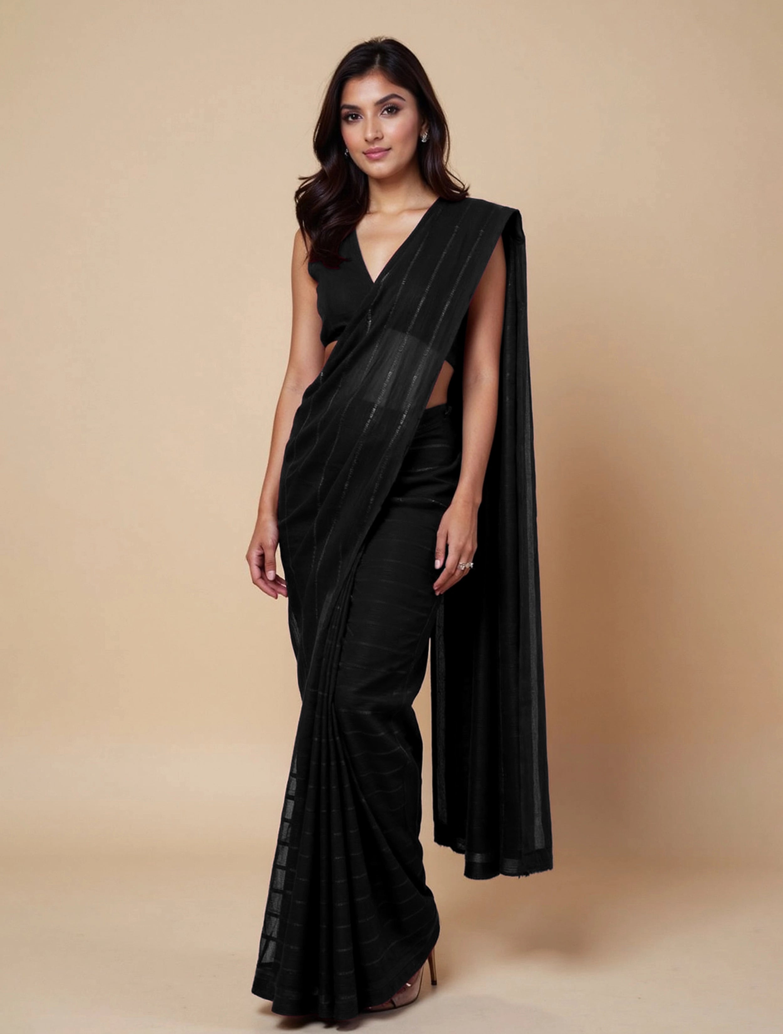 trueBrowns Black Stripe Saree With Unstitched Blouse