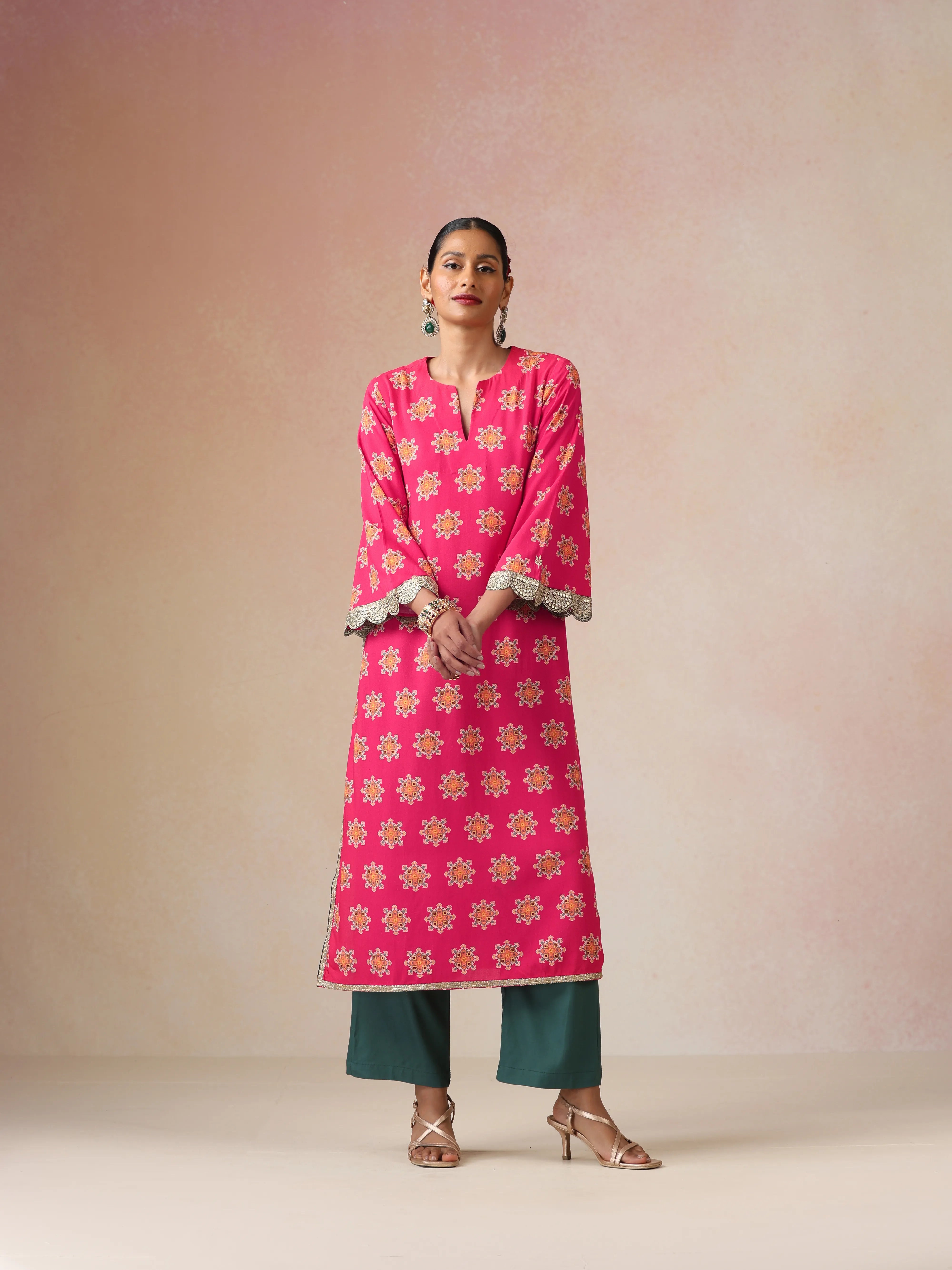 trueBrowns Pink Boota Print Viscose Straight High-Slit Kurta Set