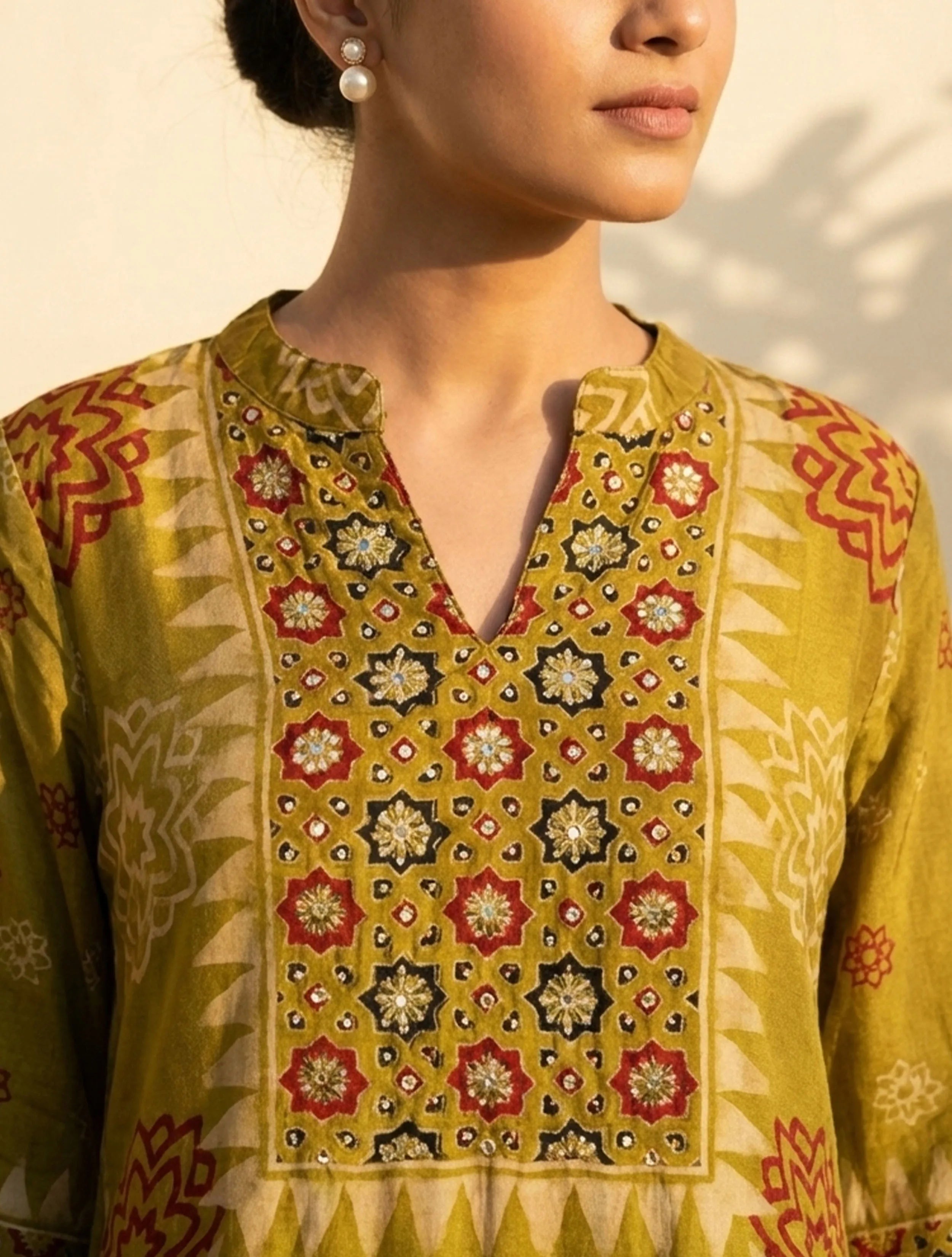 trueBrowns Pear Green Printed A-Line Kurta Pant Set