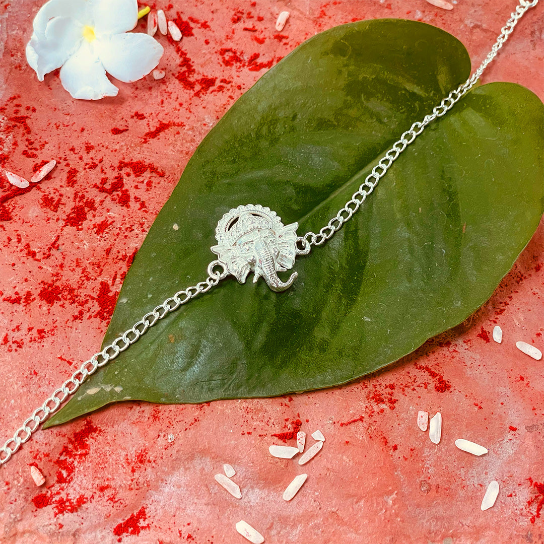 trueBrowns Men 925 Sterling Silver Ganesh Idol Silver Chain Bracelet