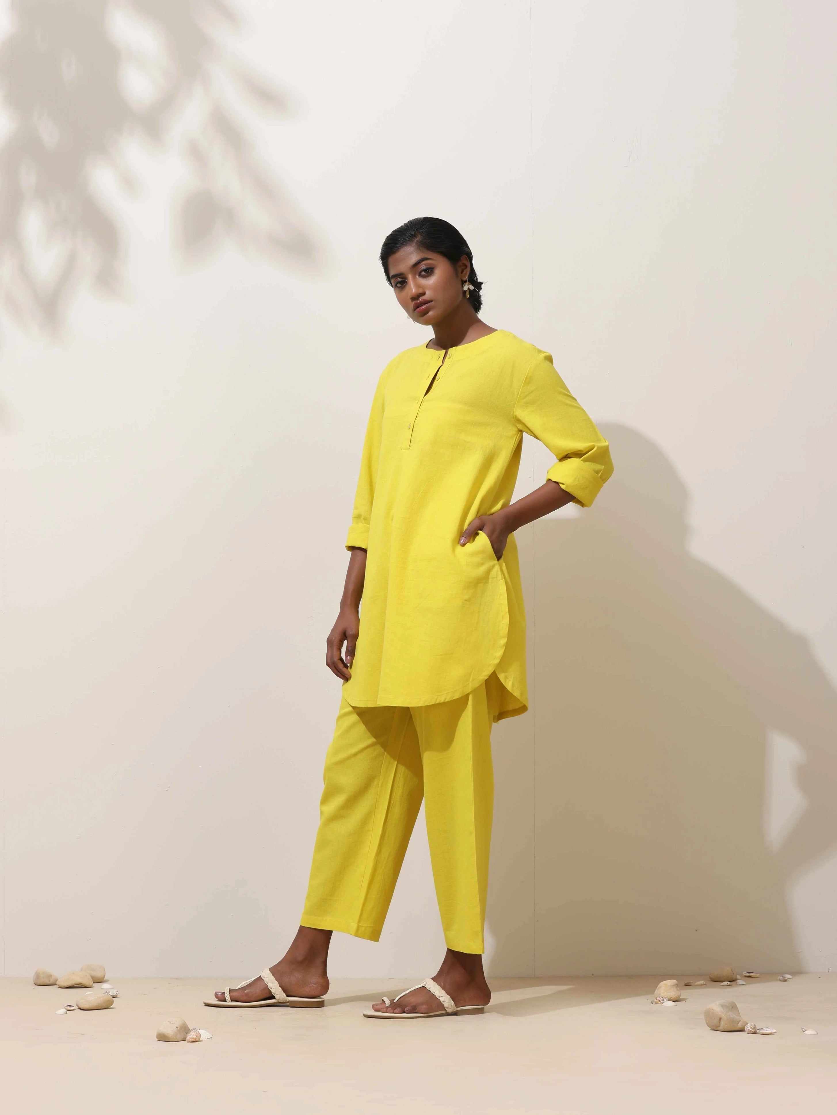 trueBrowns Lime Cotton Linen Kurta Co-Ord Set