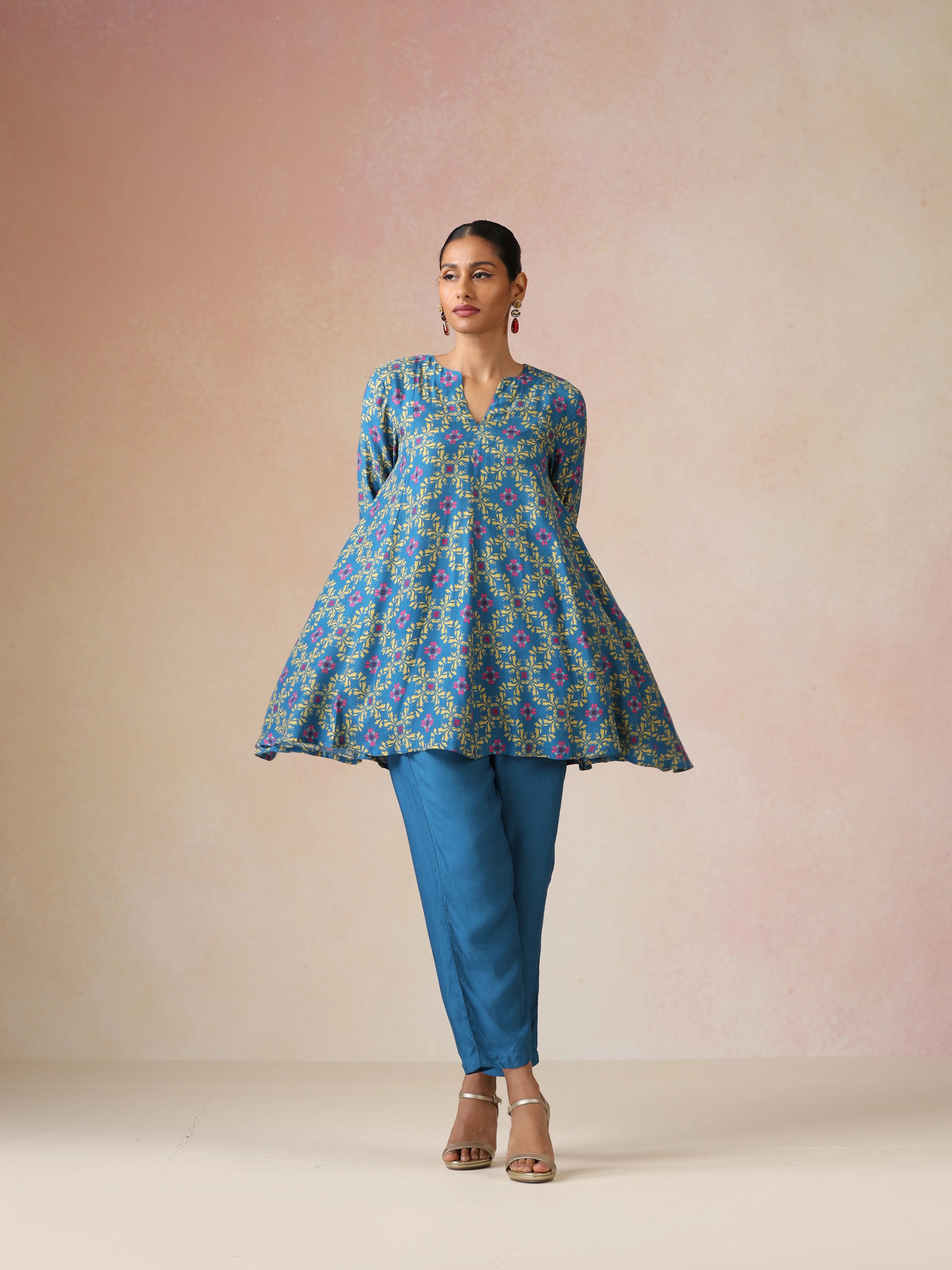 trueBrowns Blue Lime Jaal Print Viscose Flared Co-ord Set