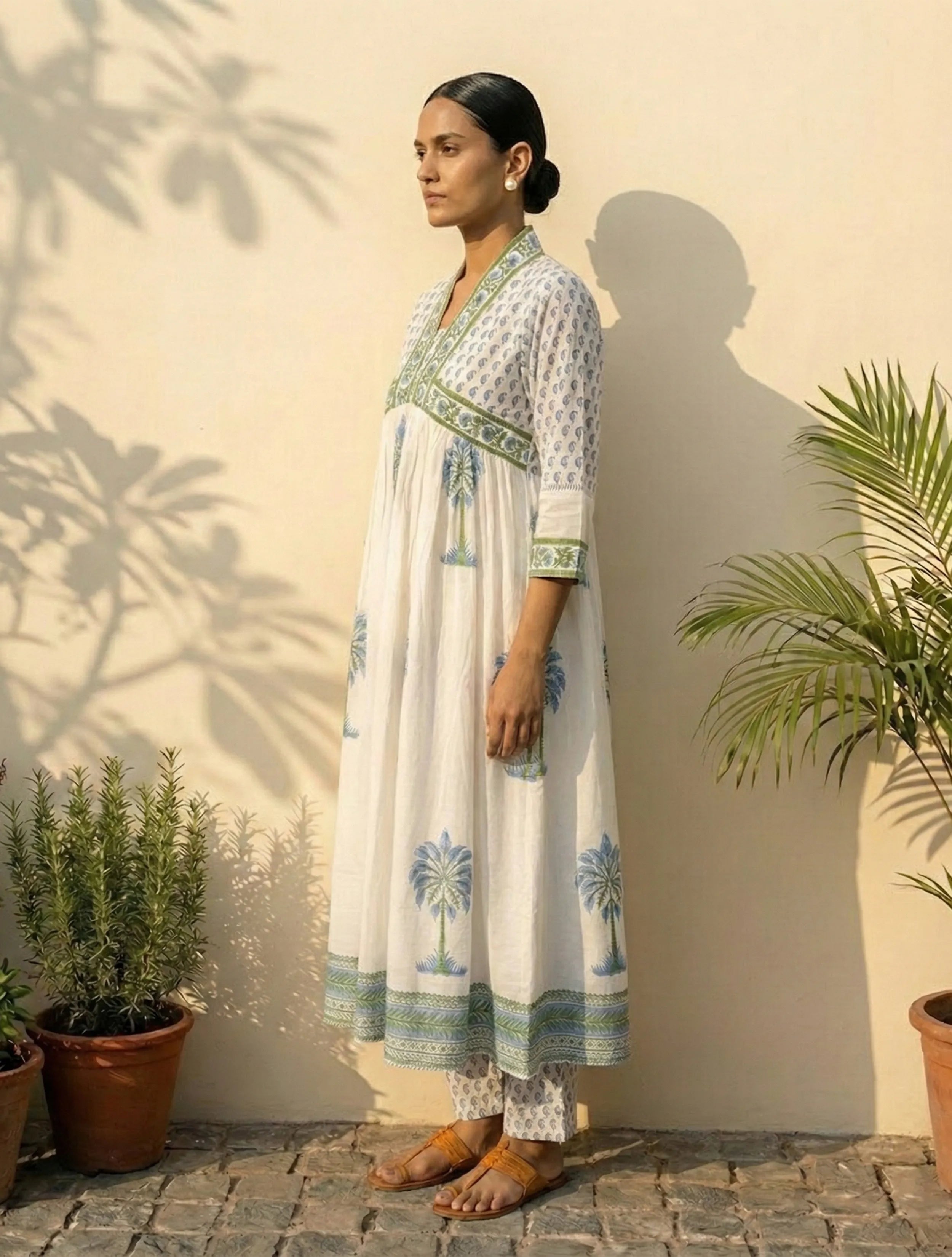 trueBrowns White Blue Printed Anarkali Kurta Pant Dupatta Set