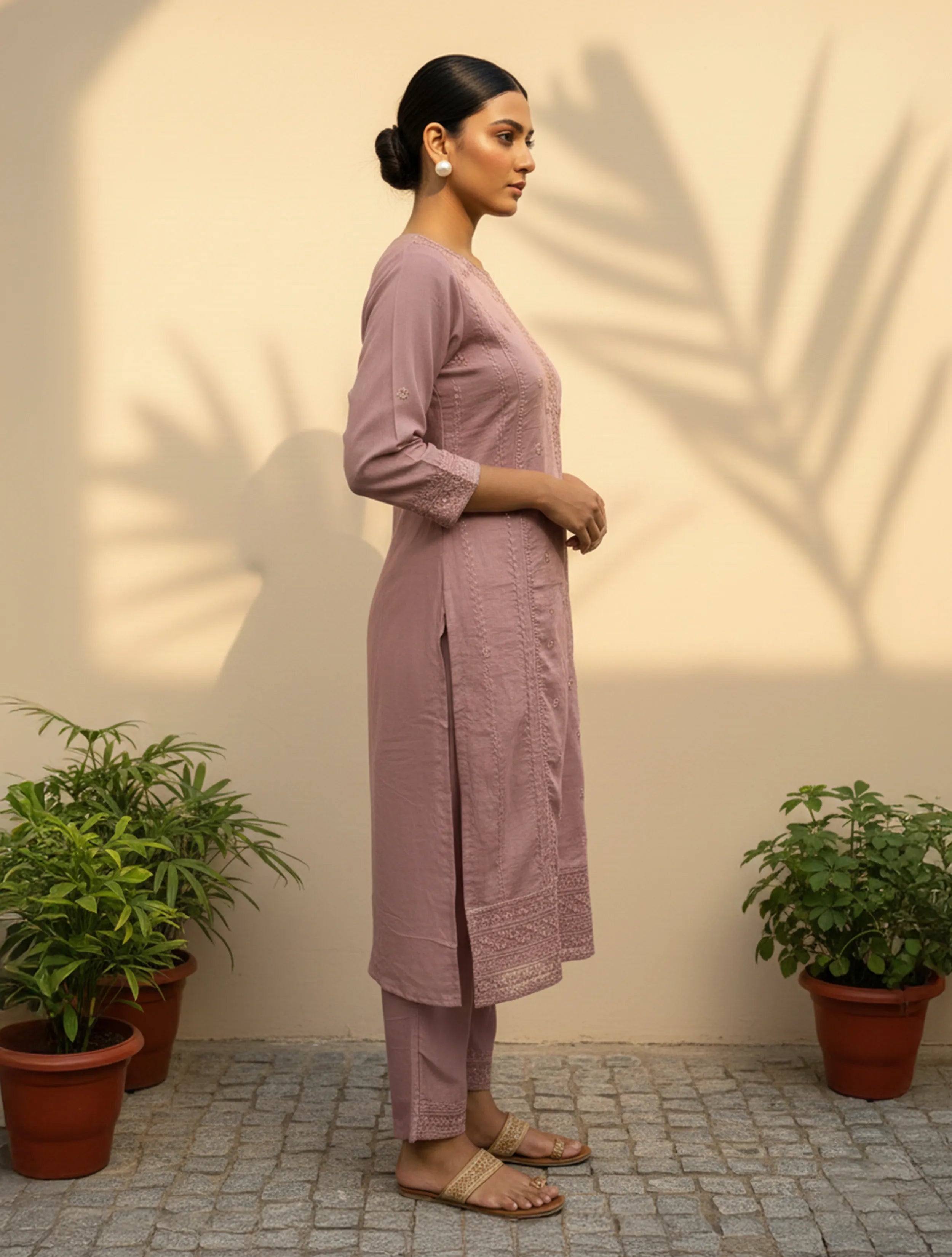 trueBrowns Light Pink Embroidered Straight Kurta Dupatta Set
