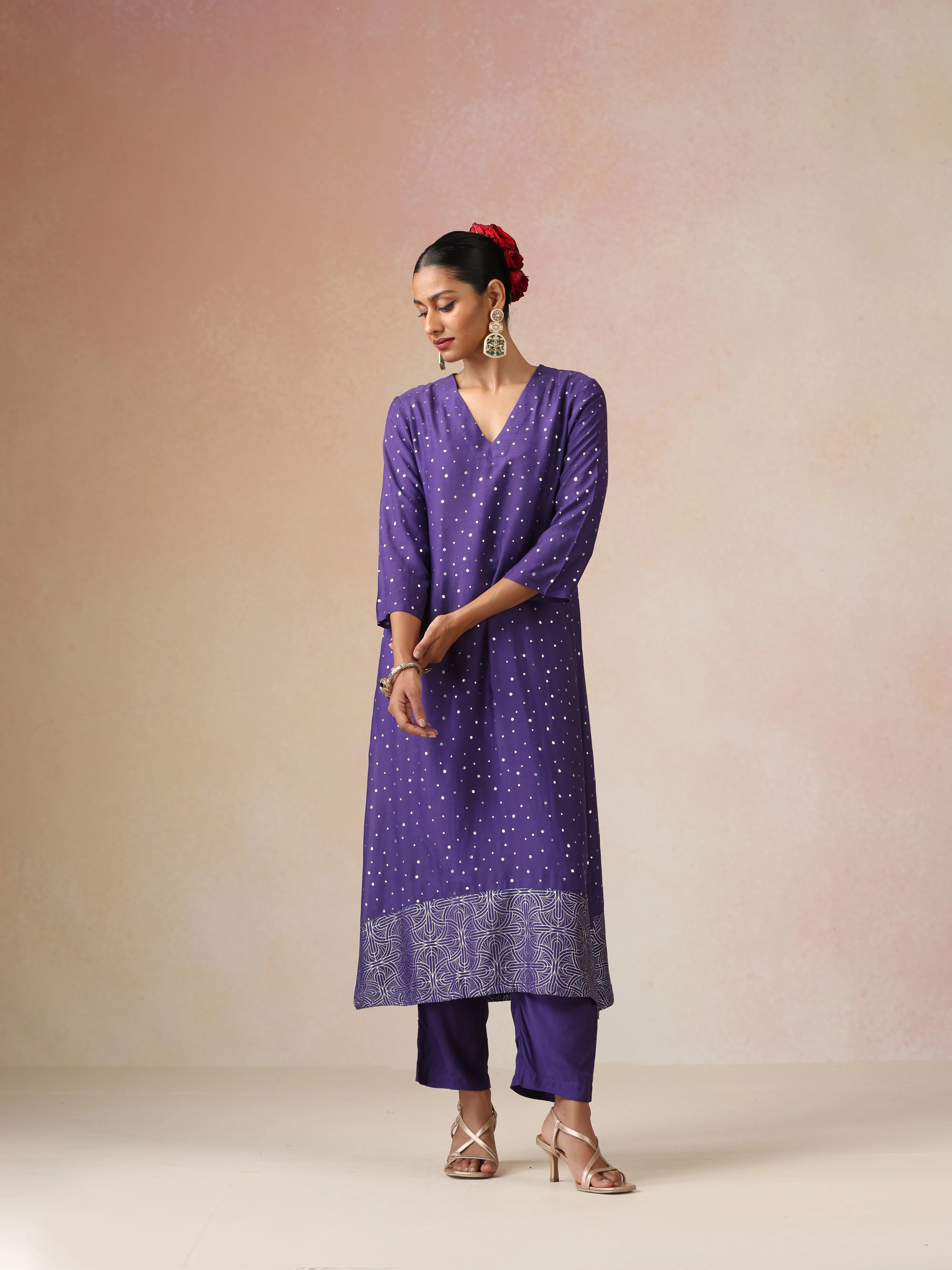 trueBrowns Purple Silver Foil Print Muslin Silk Straight High-Slit Kurta Set