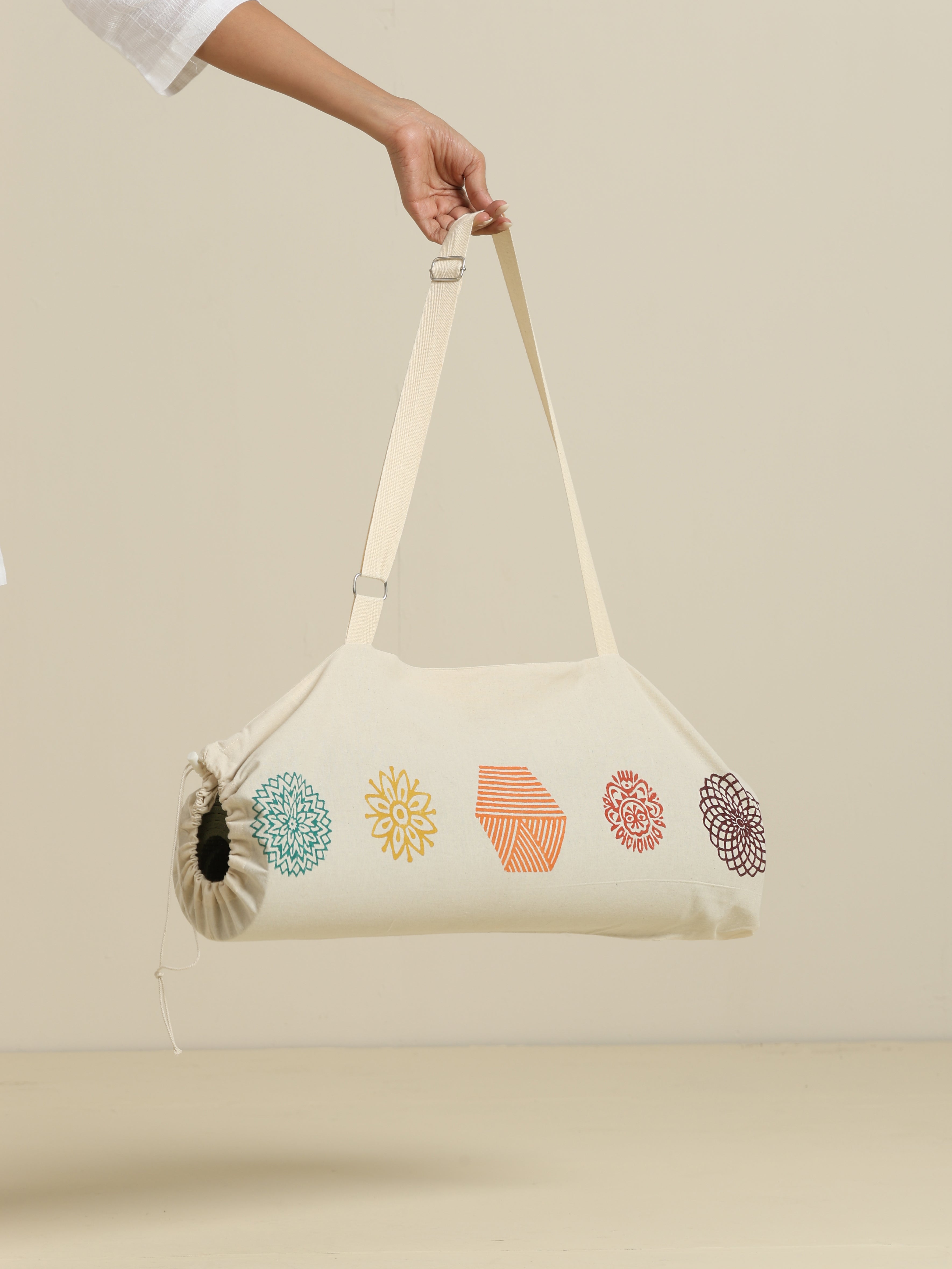 trueBrowns Off White Yoga Sleeve Bag