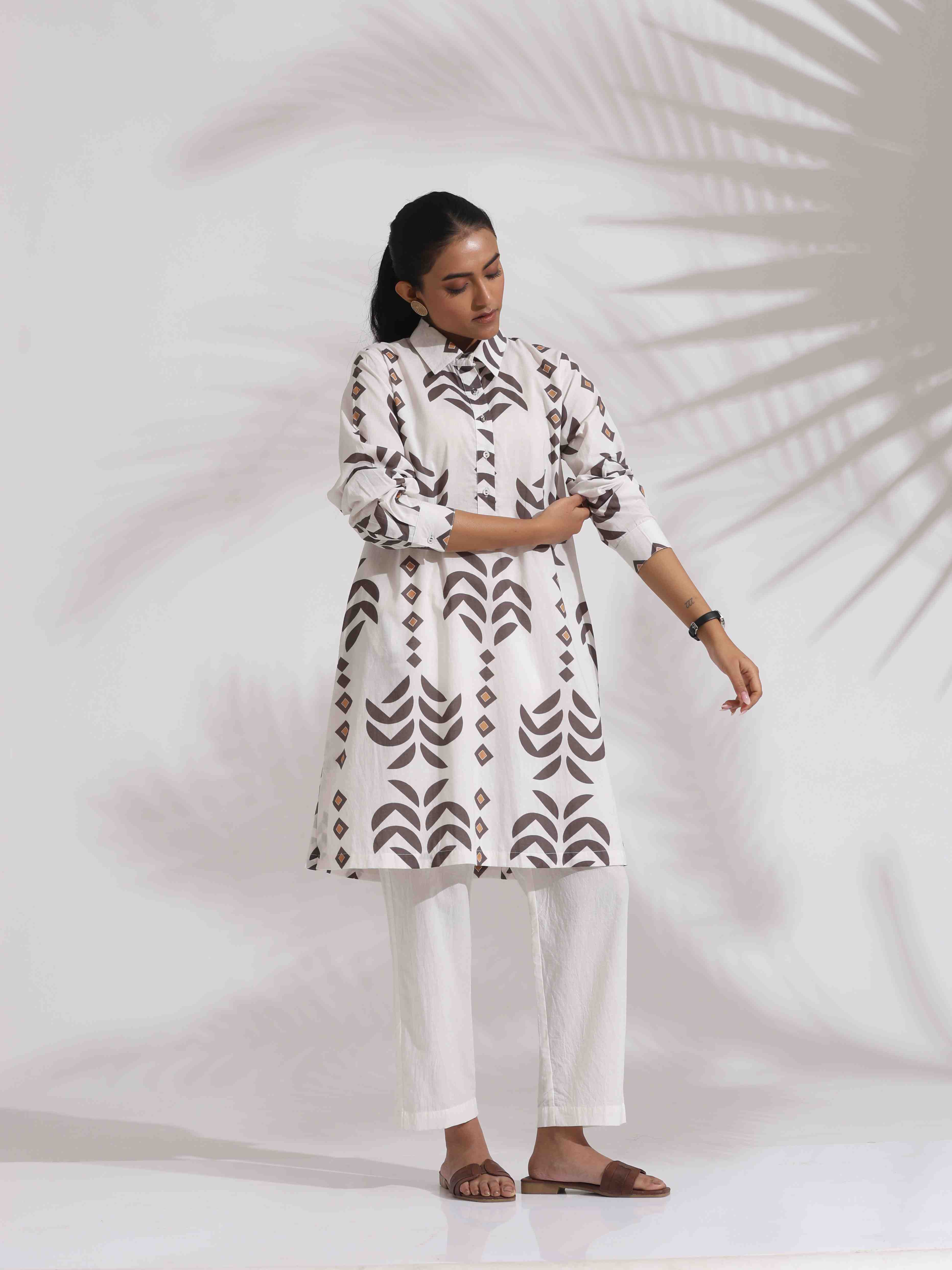 trueBrowns White Cotton Stripe Print Kurta Co-ord Set