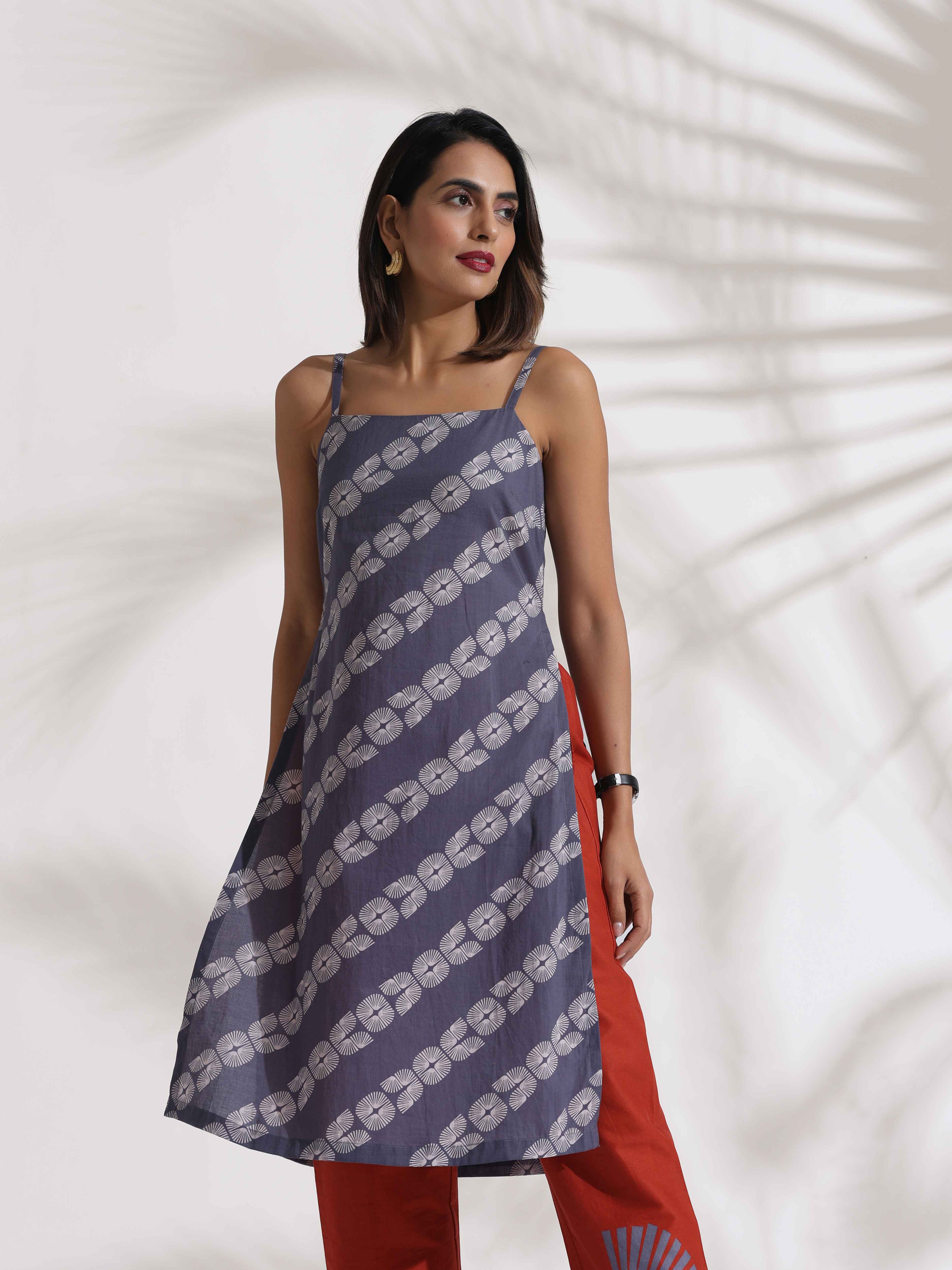 trueBrowns Grey Cotton Print Highslit Kurta Set