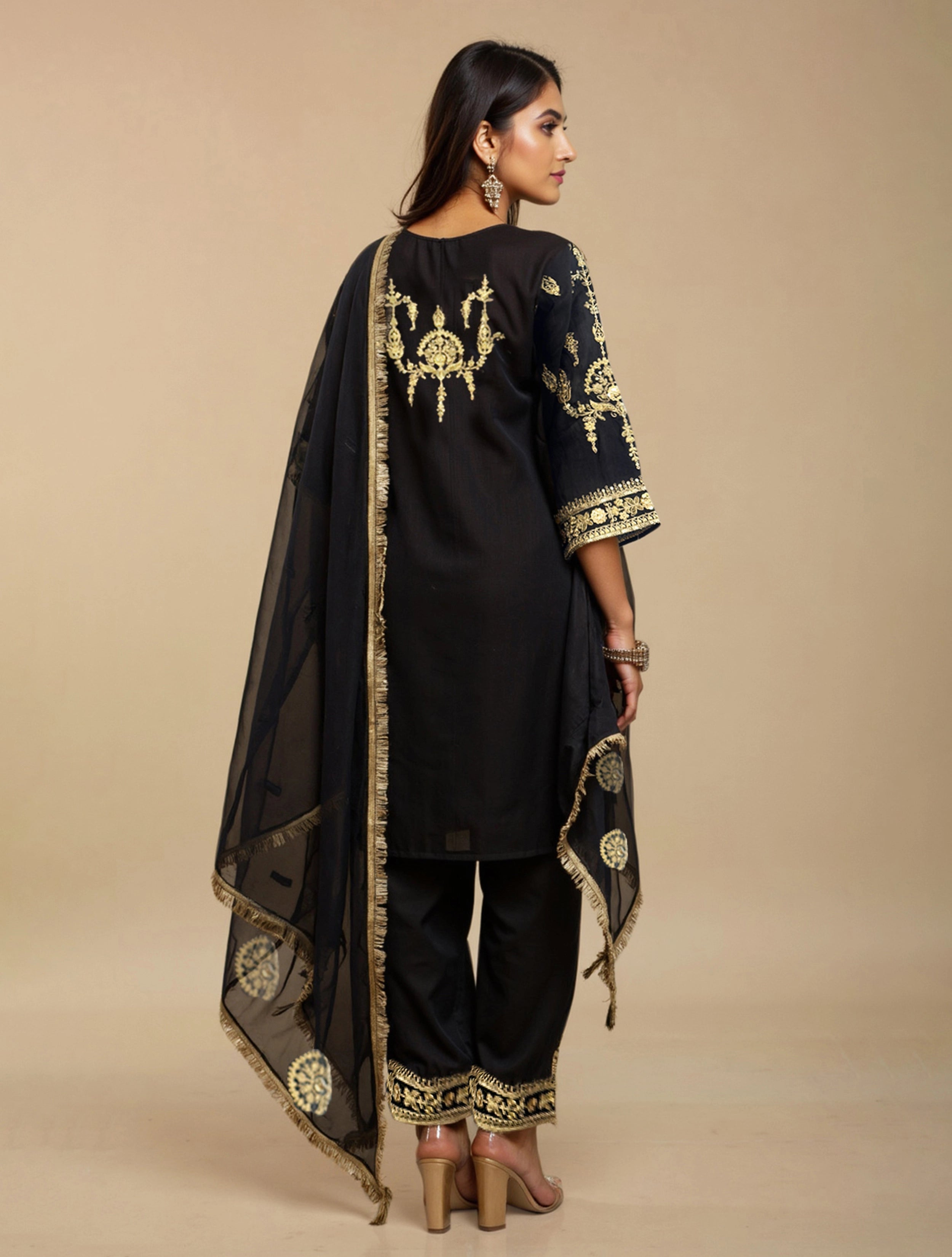 trueBrowns Black Embroidered Straight Kurta Pant Dupatta Set