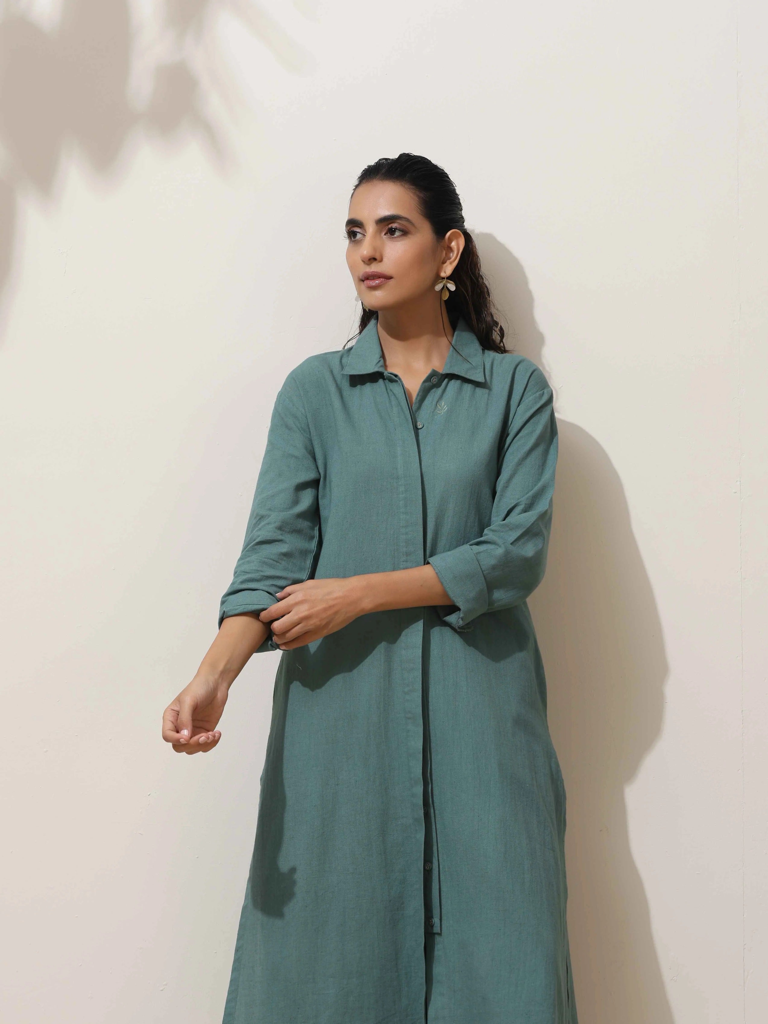 trueBrowns Green Cotton Linen Kurta Pant Set