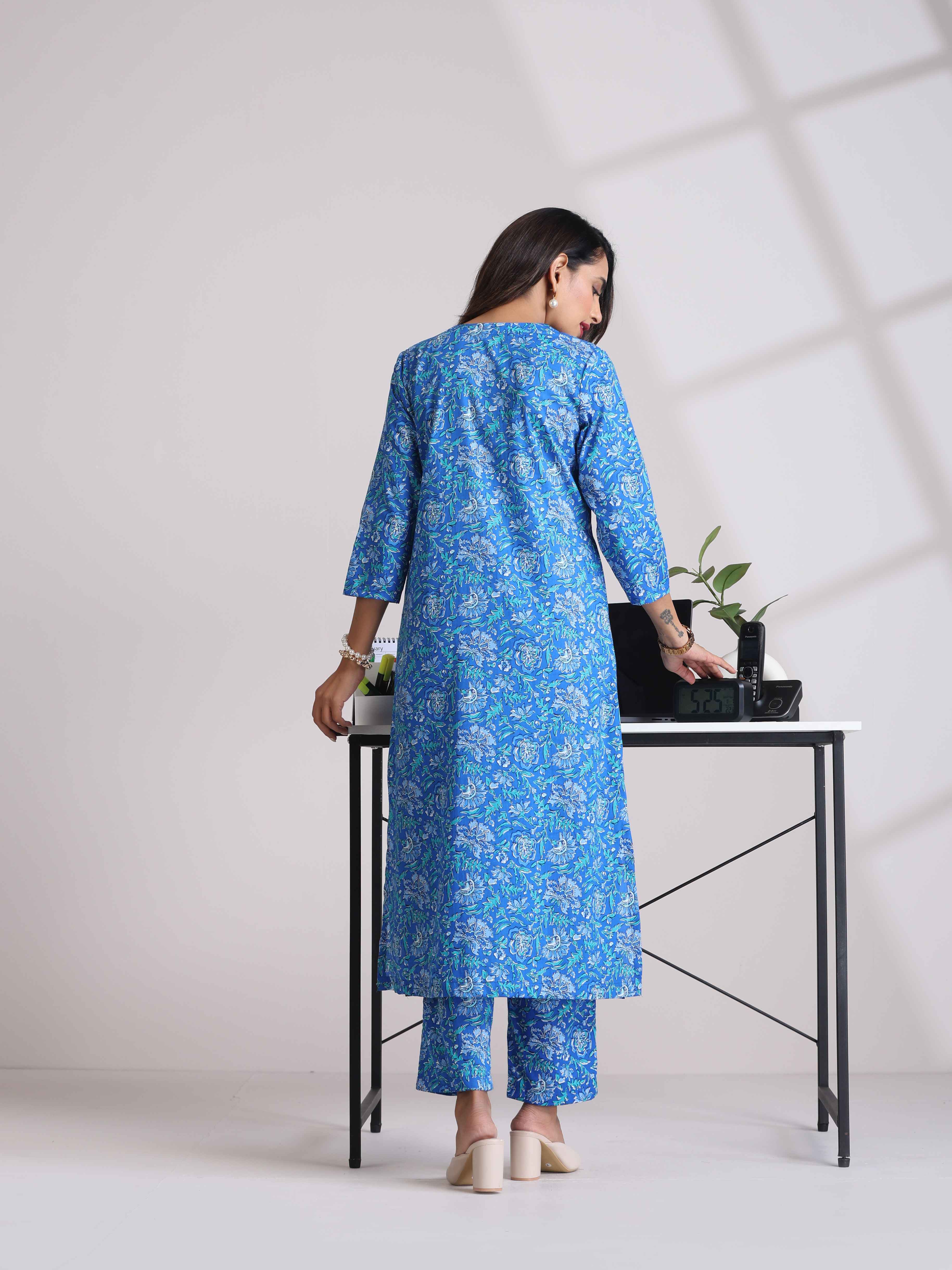 trueBrowns Blue Print Straight Kurta Set