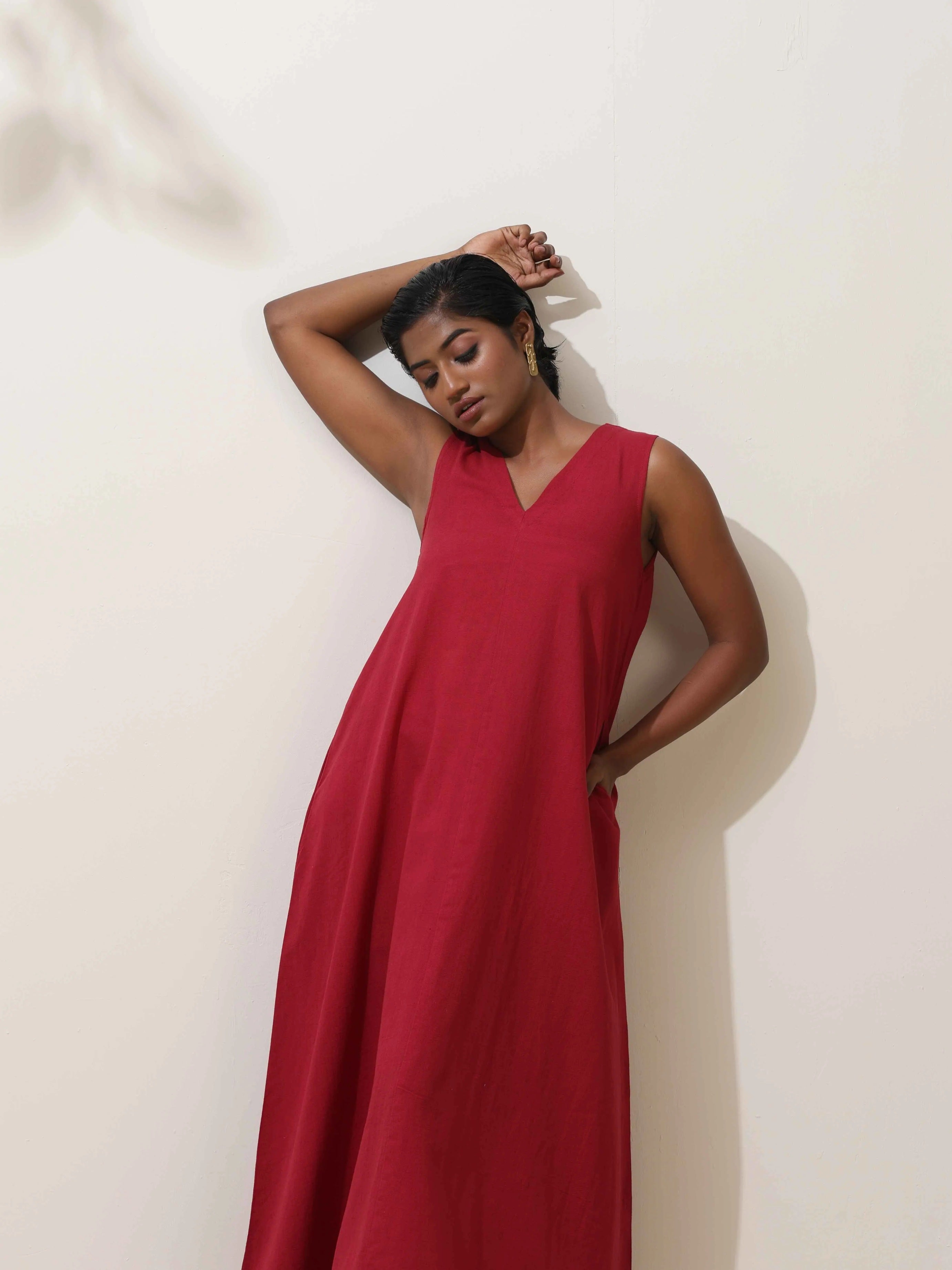 trueBrowns Maroon Cotton Linen Dress