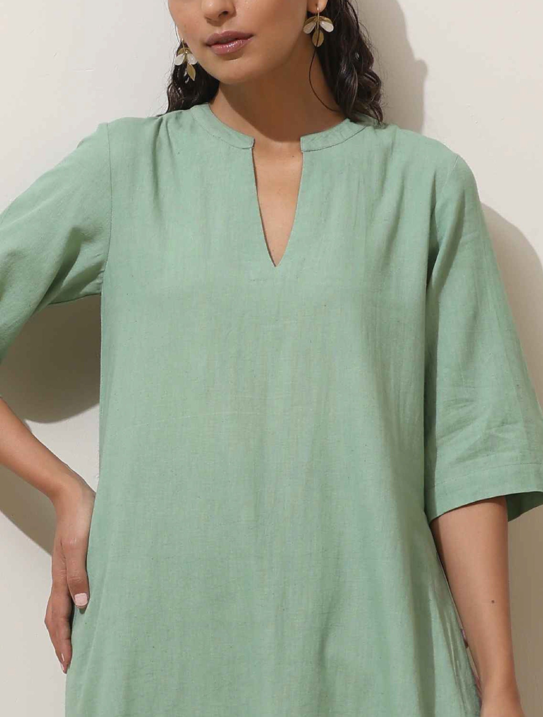 trueBrowns Mint Green Cotton Linen Kurta Pant Set