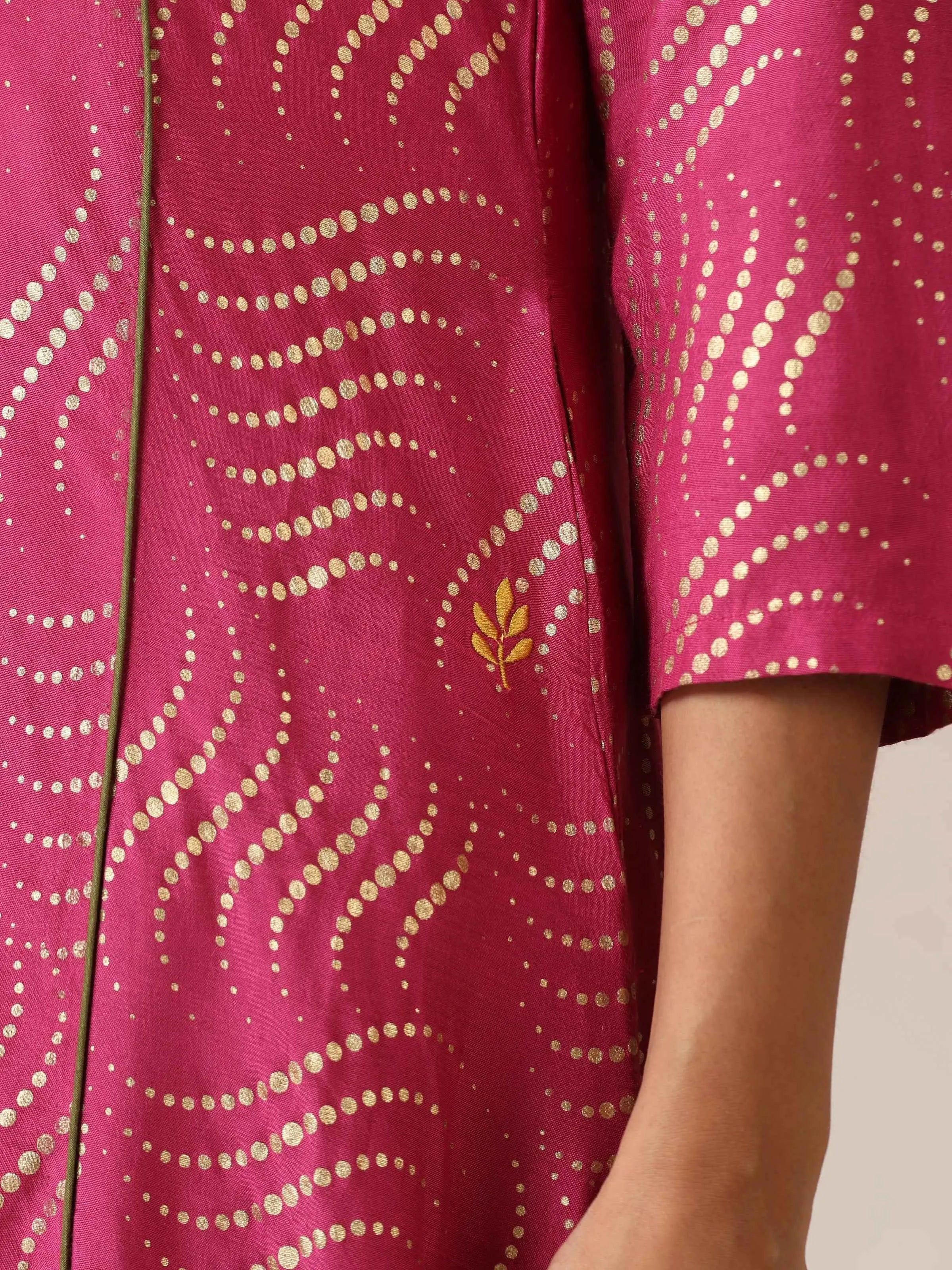 trueBrowns Pink Gold Foil Print Muslin Silk A-line Kurta Set