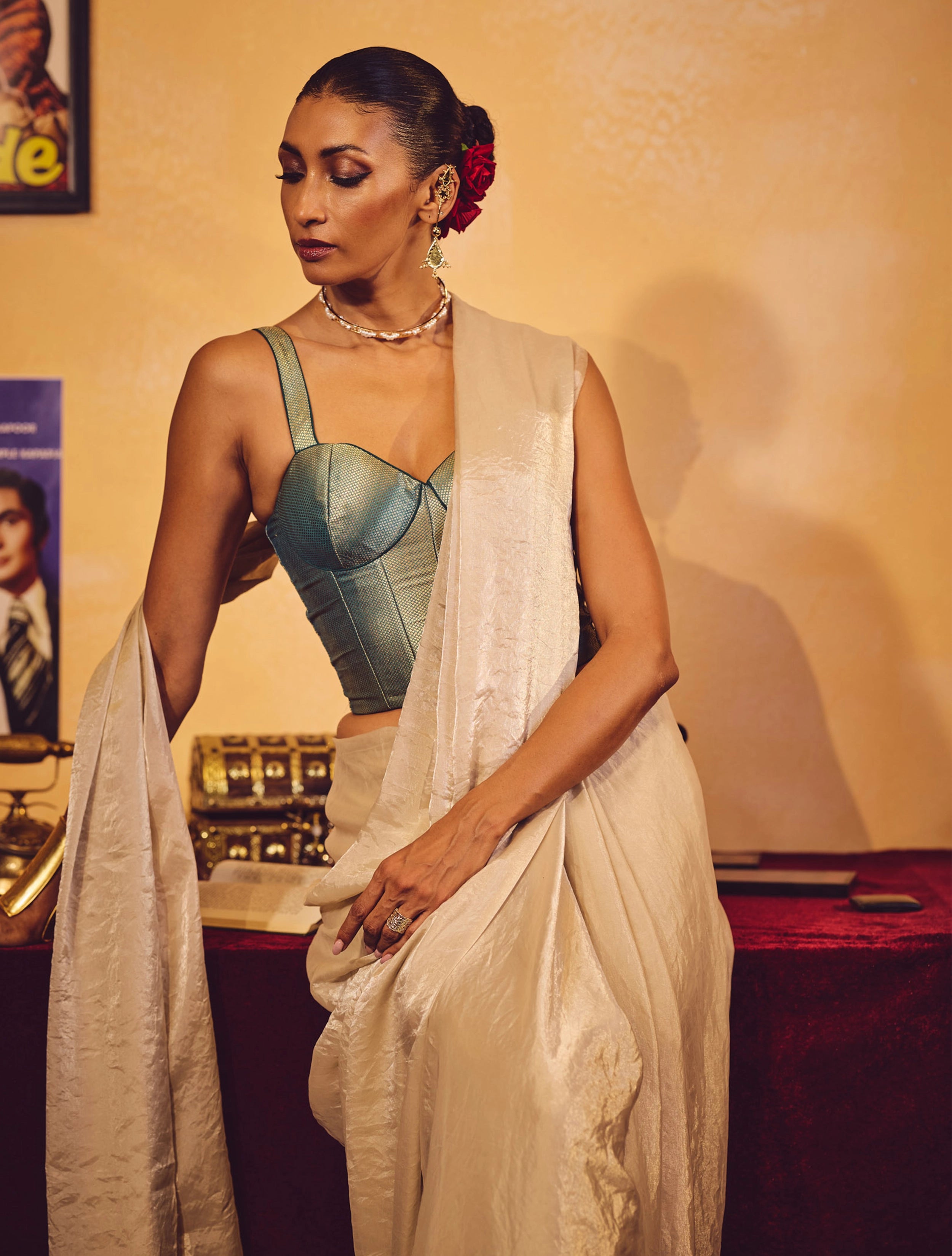 trueBrowns Silver Tissue Saree With Unstitched Blouse