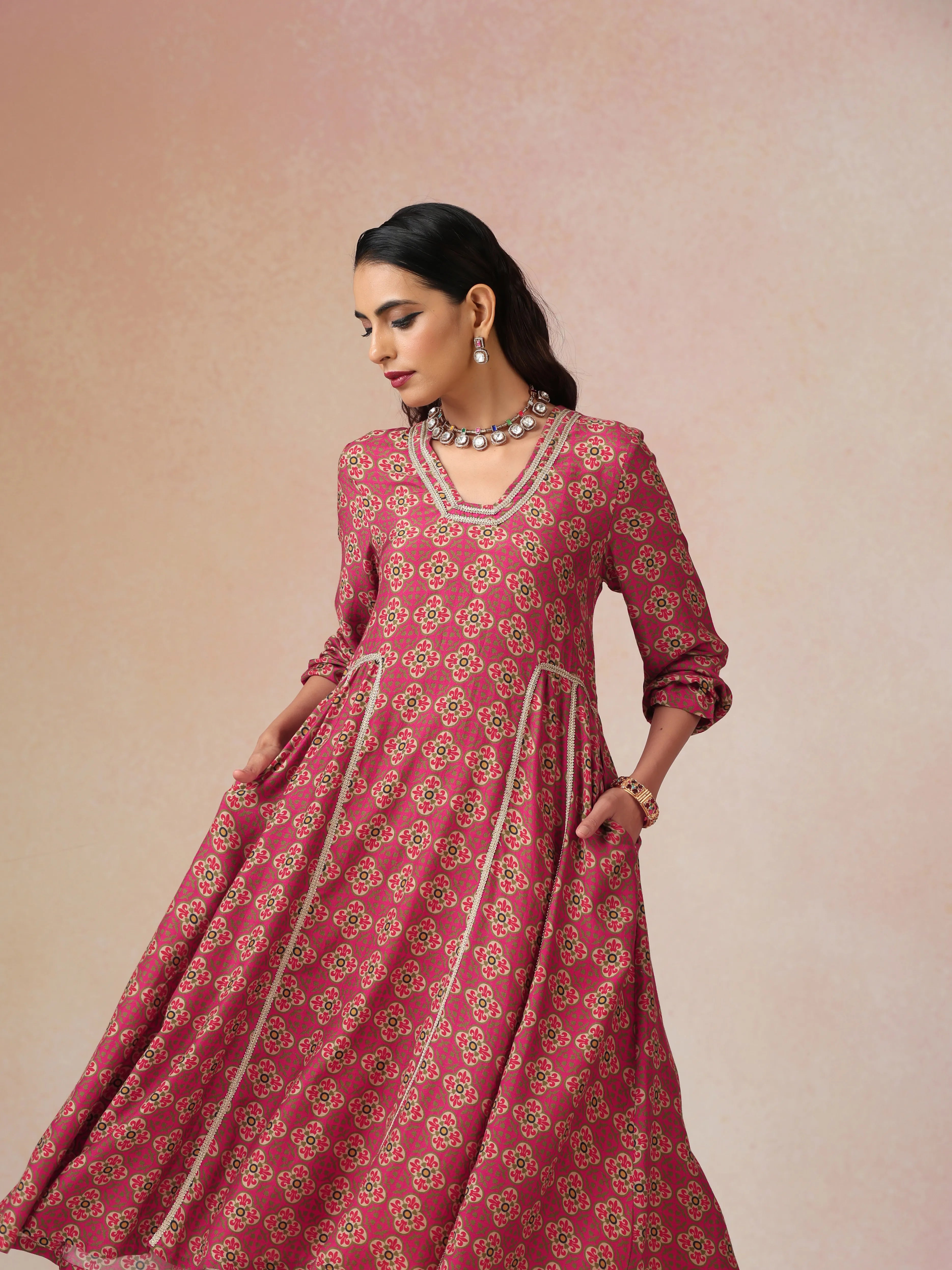 trueBrowns Pink Print Viscose Fit And Flared Kurta Set