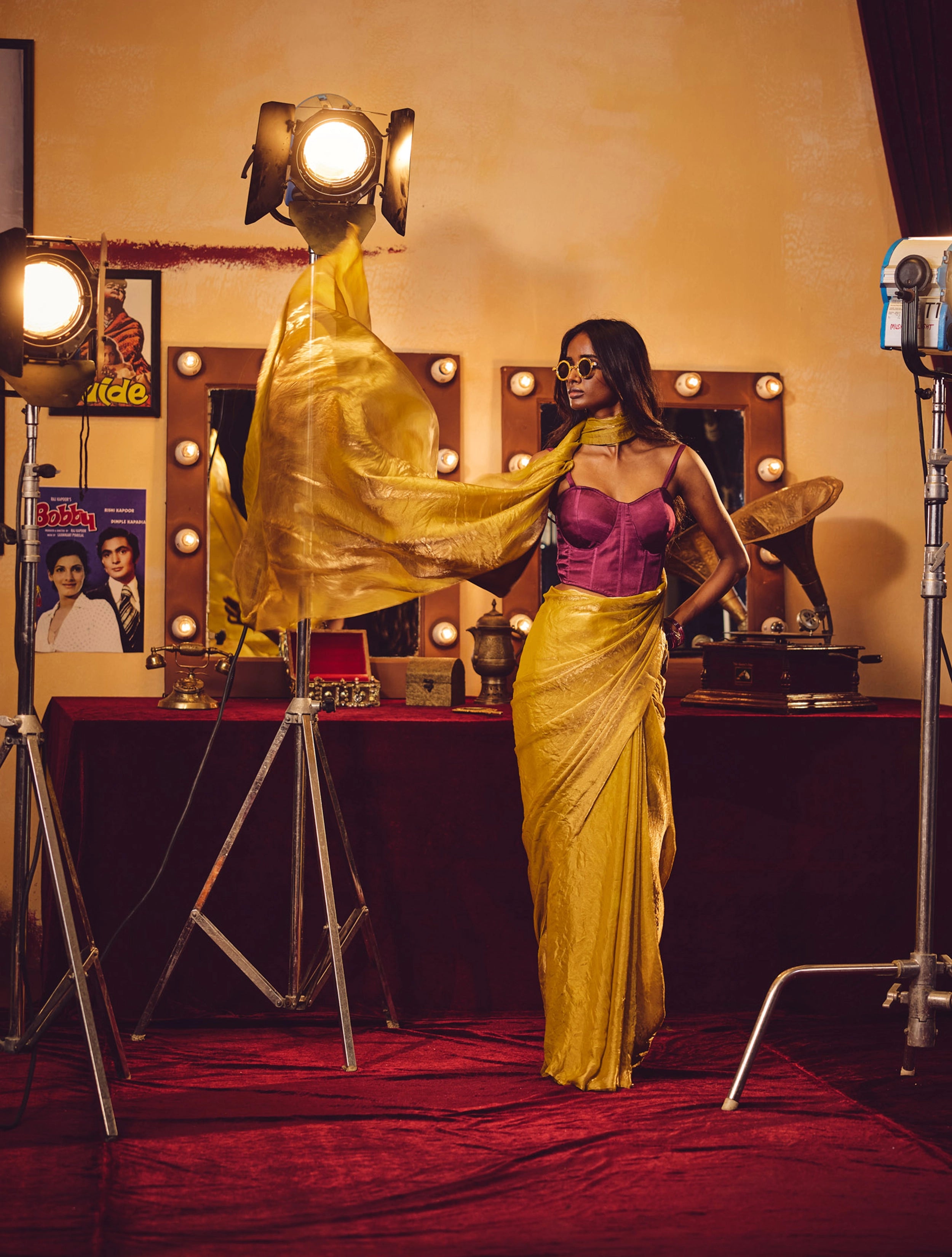 trueBrowns Gold Tissue Saree With Unstitched Blouse