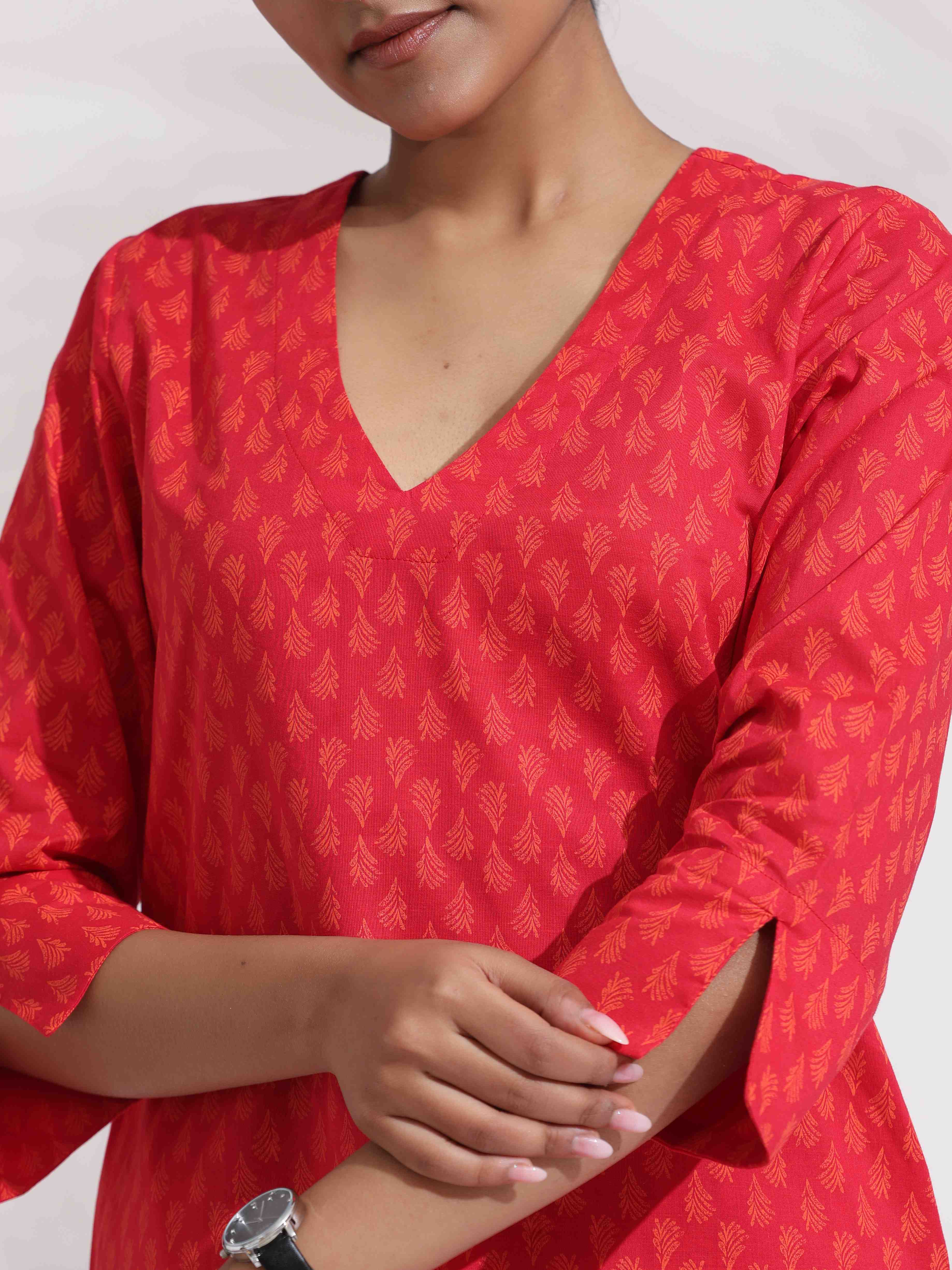 trueBrowns Red Cotton Print Kurta Co-ord Set