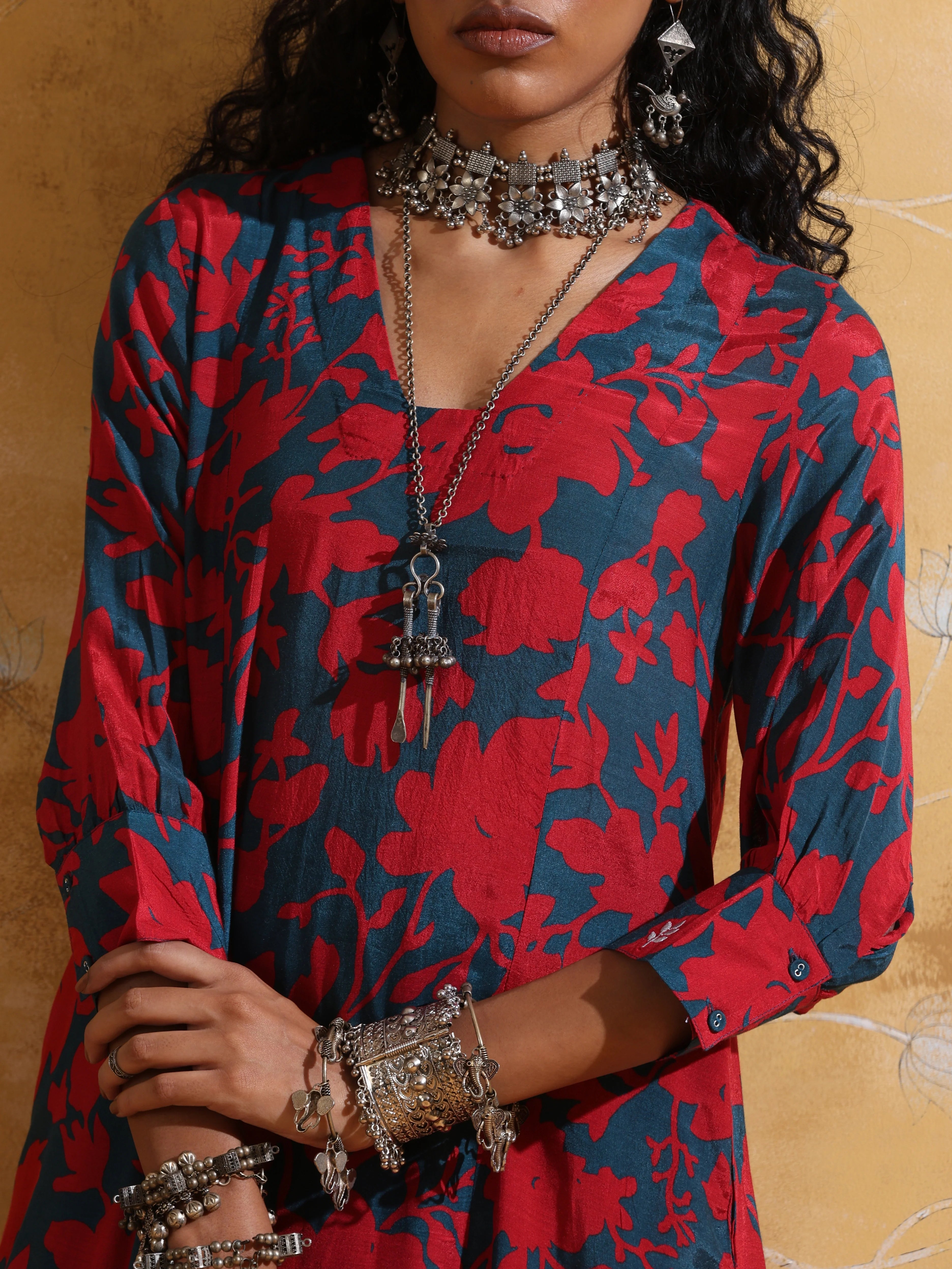 trueBrowns Red Teal Jaal Print Muslin Silk A-Line Kurta Set