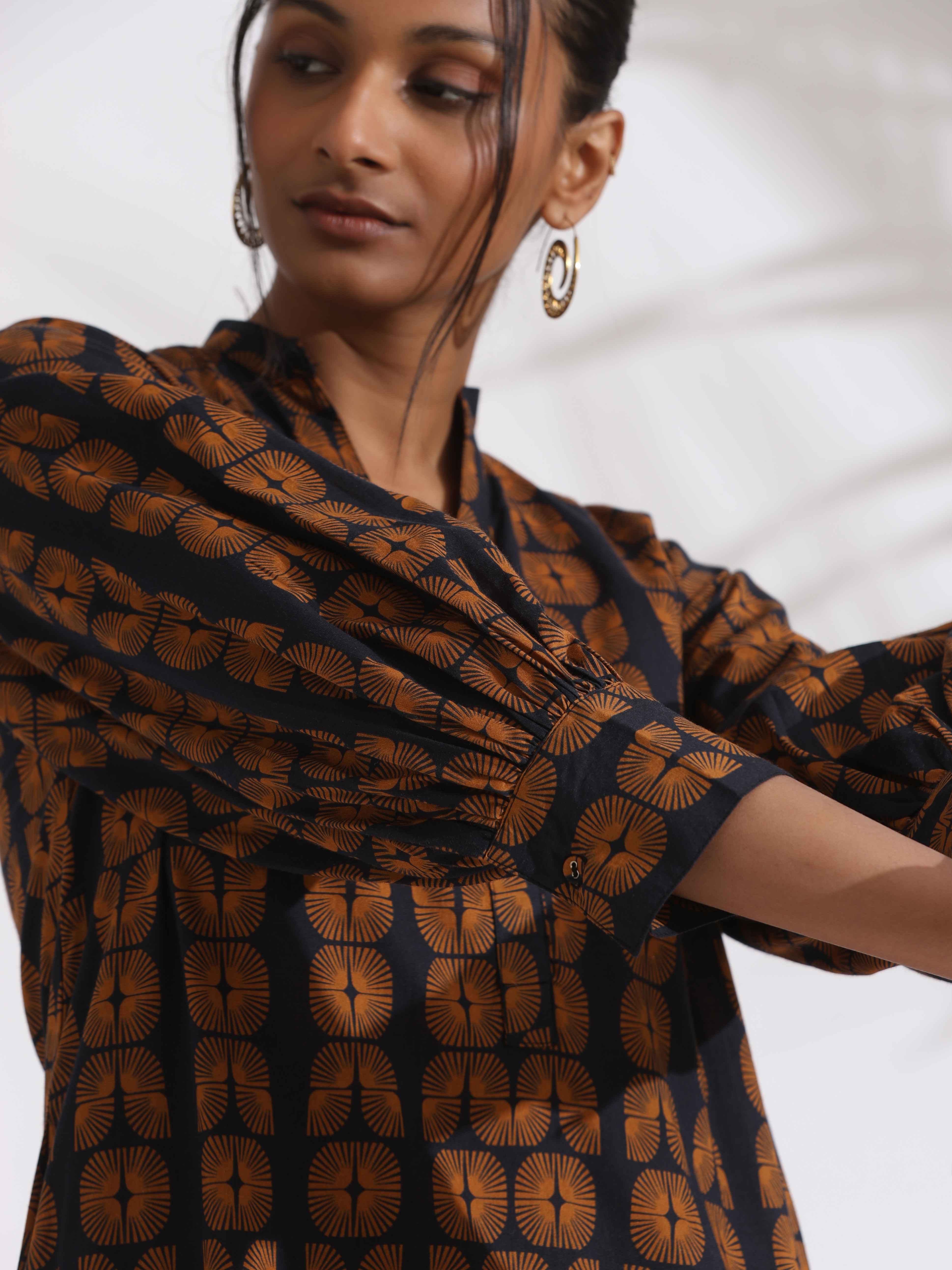 trueBrowns Black Cotton Print Straight Kurta Set