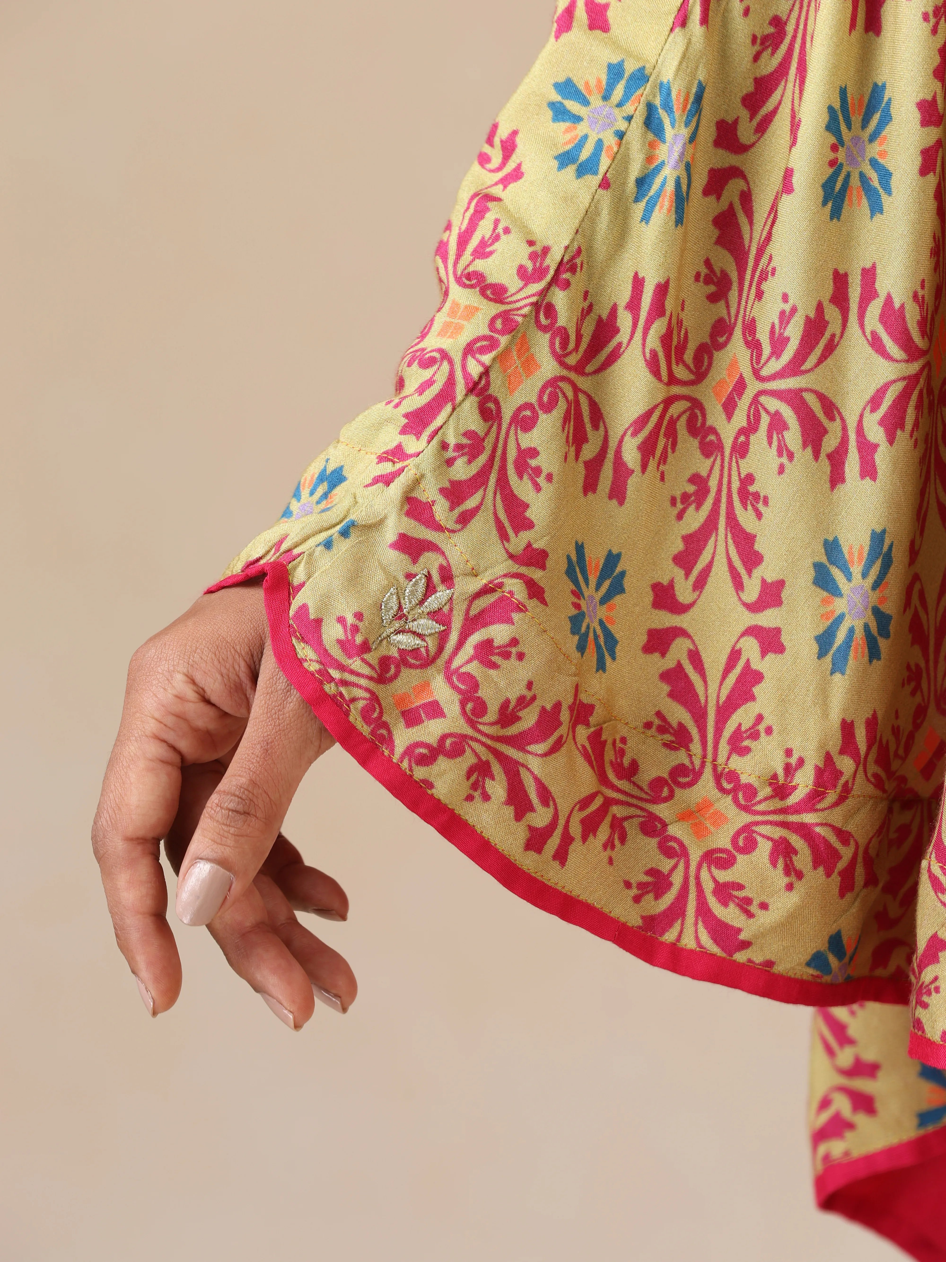 trueBrowns Light Green Pink Jaal Print Viscose Asymmetric One-Shoulder Kurta Co-ord Set