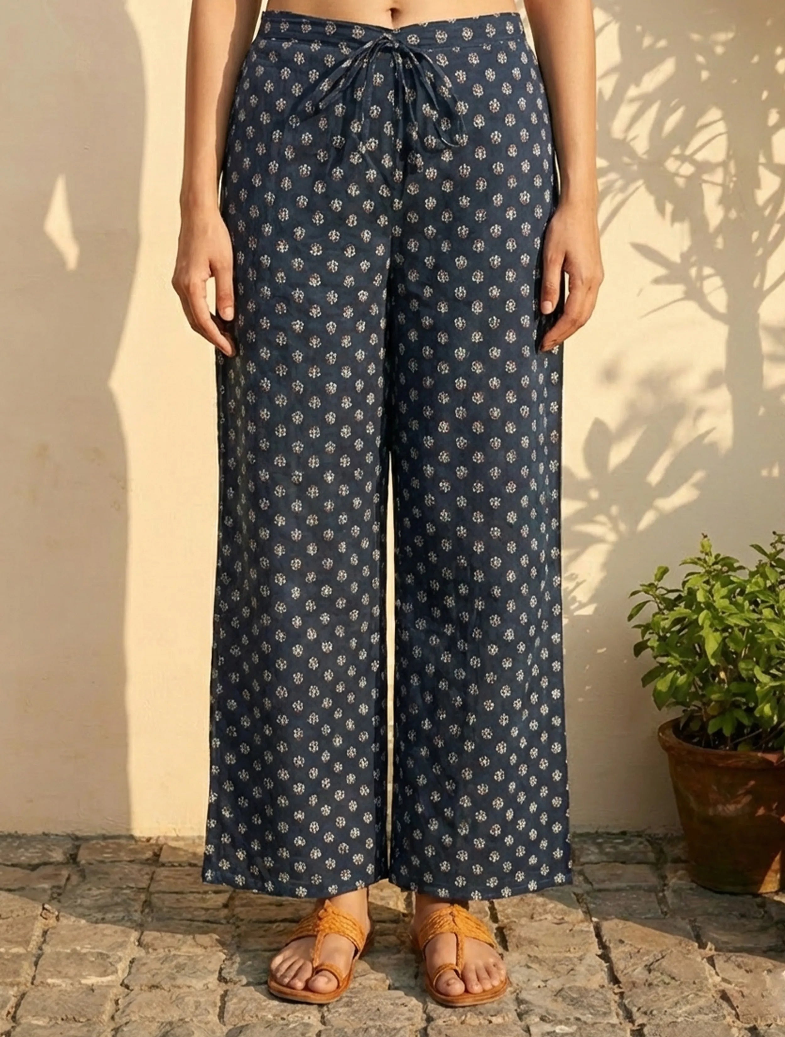 trueBrowns Blue Printed Kurta Pant Dupatta Set