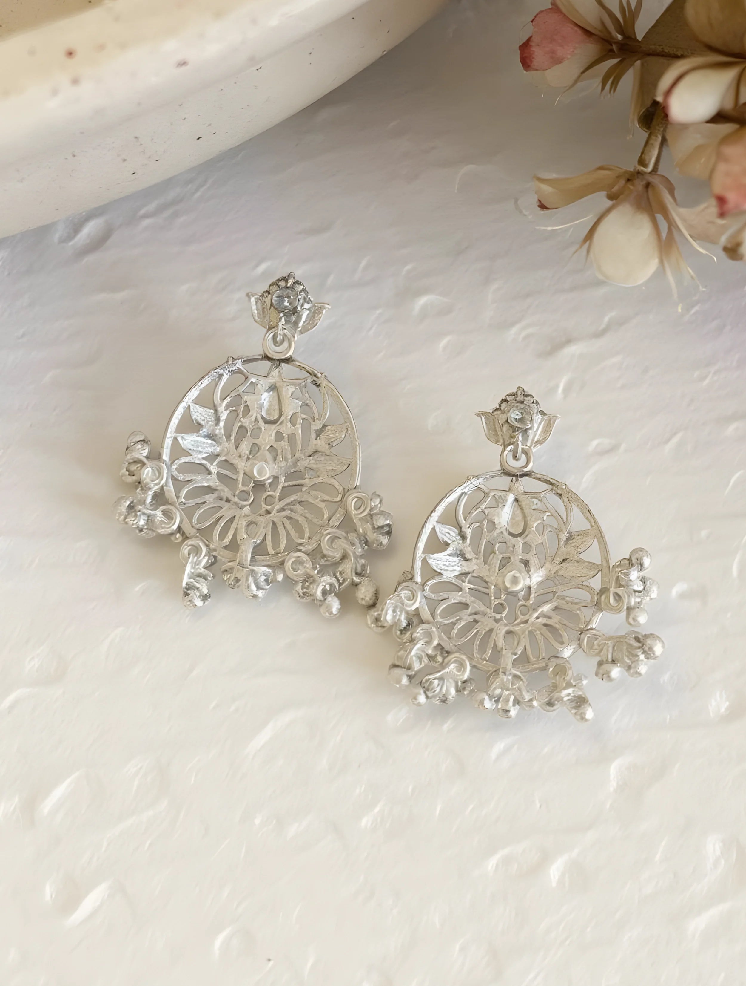 trueBrowns Silver Toned Round Stone Studded Earrings