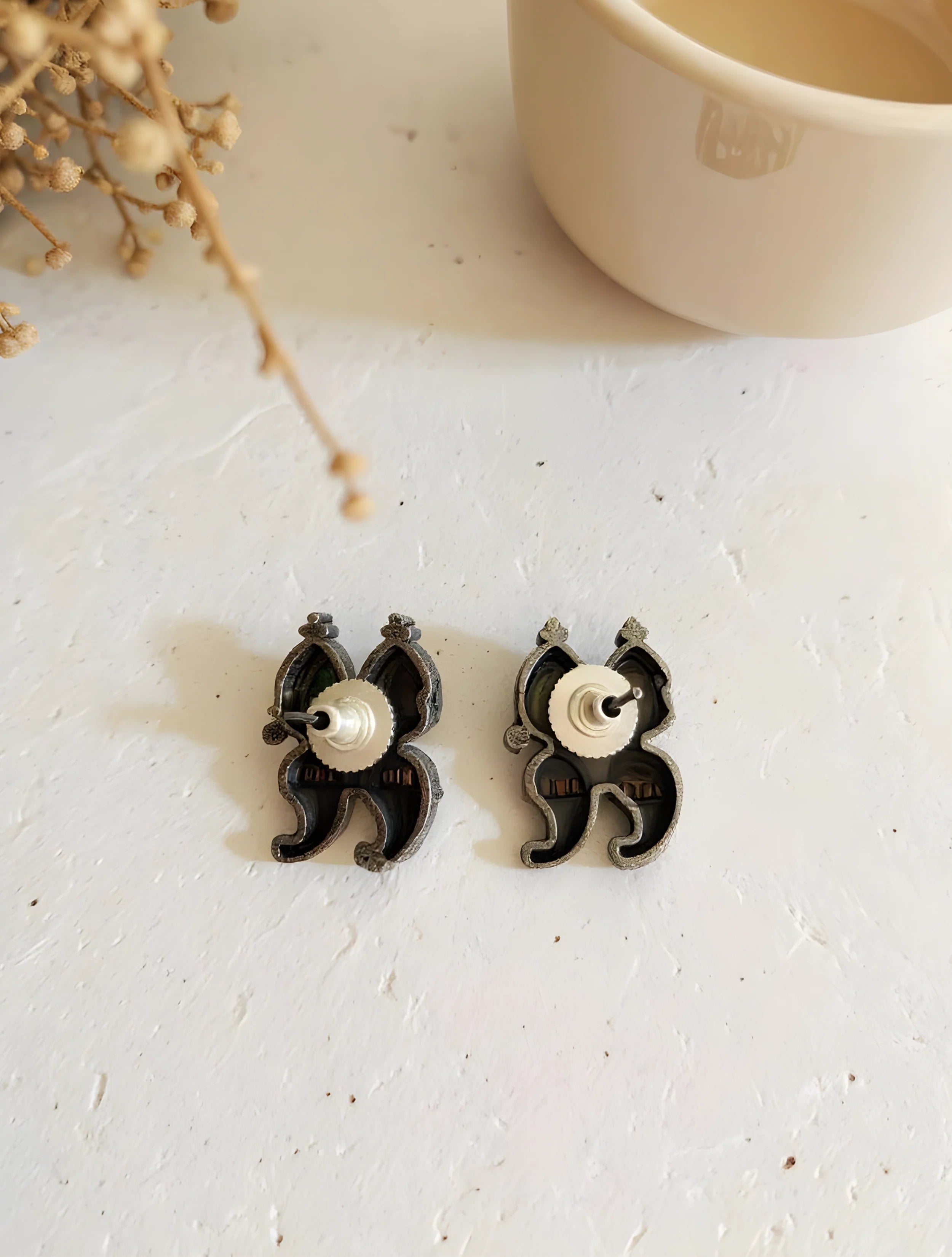 trueBrowns Silver Gold Tone Stud Earrings