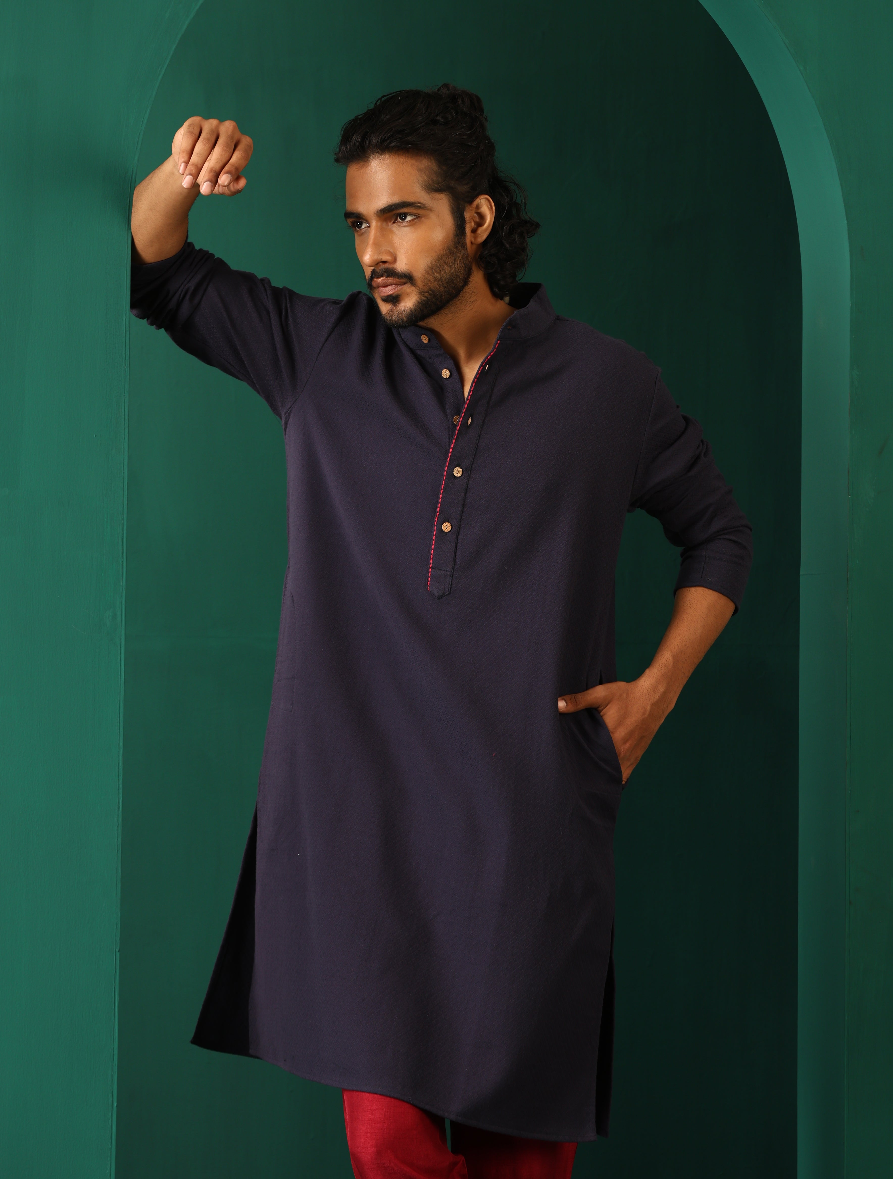 trueBrowns Men's Navy Dobby Textured Kurta