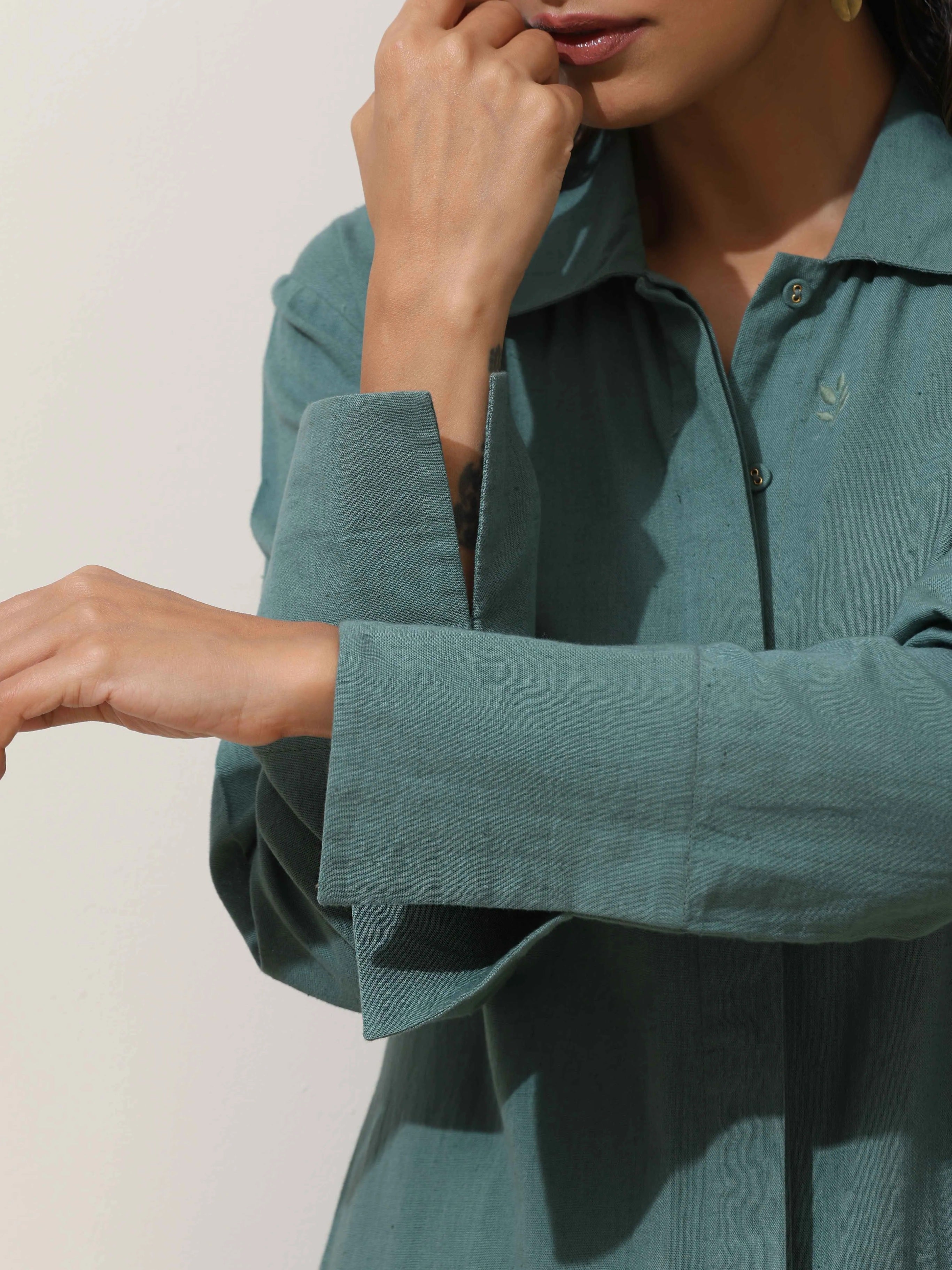 trueBrowns Green Cotton Linen Kurta Pant Set