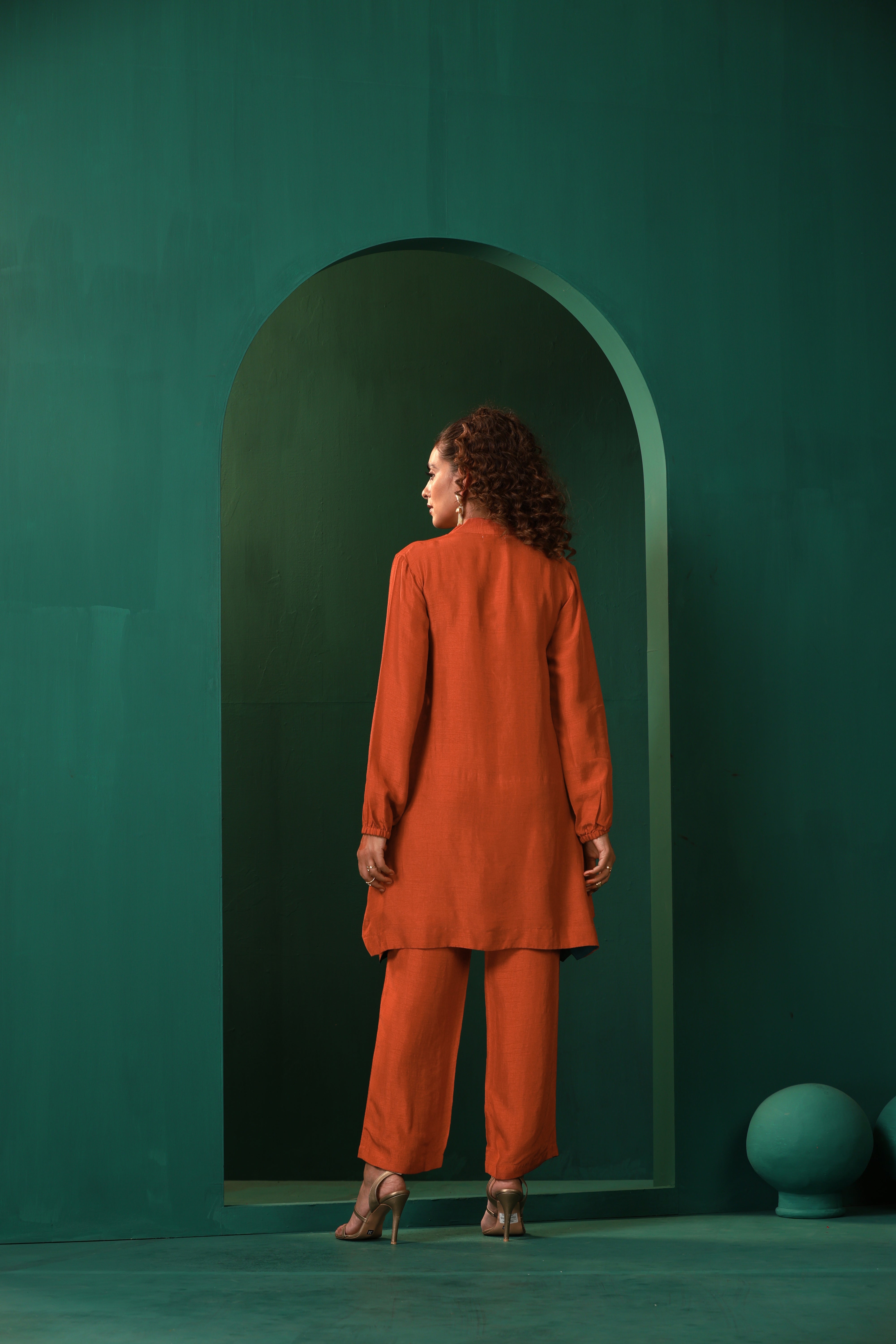 trueBrowns Rust Silk Collar Co-ord Set