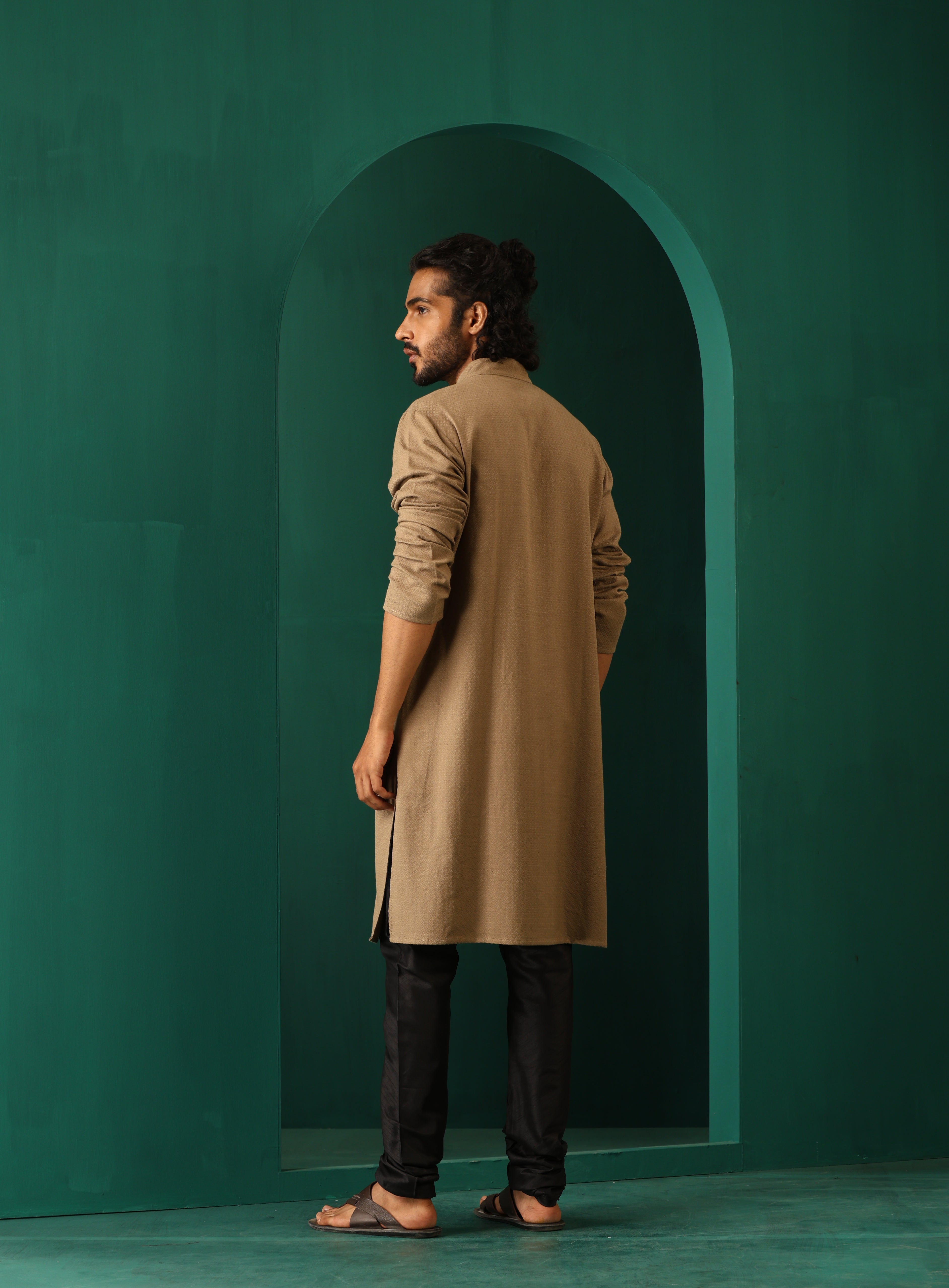 trueBrowns Men's Beige Dobby Textured Kurta