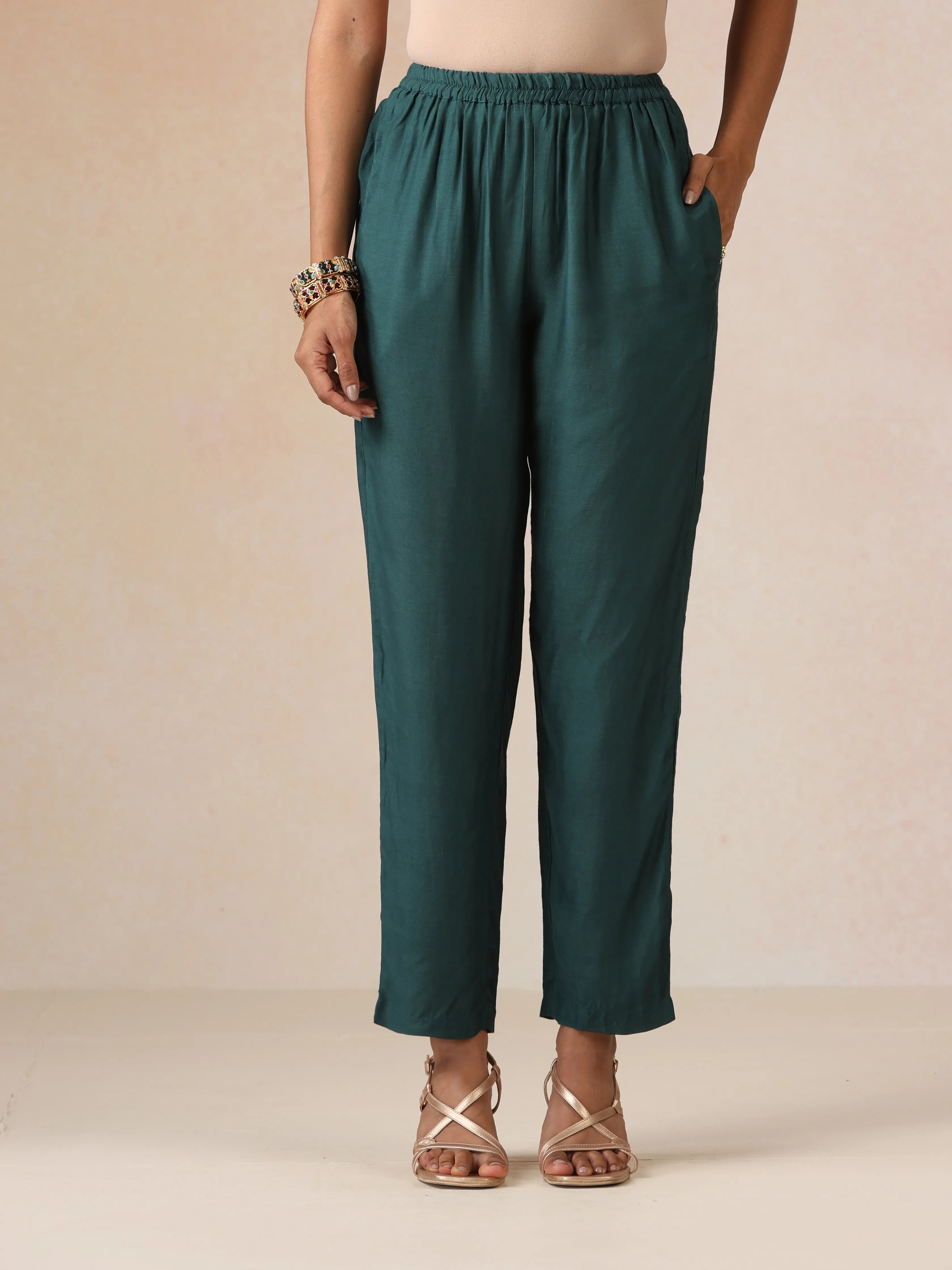 trueBrowns Peach Gold Foil Print Muslin Silk Anarkali High-Slit Kurta Set