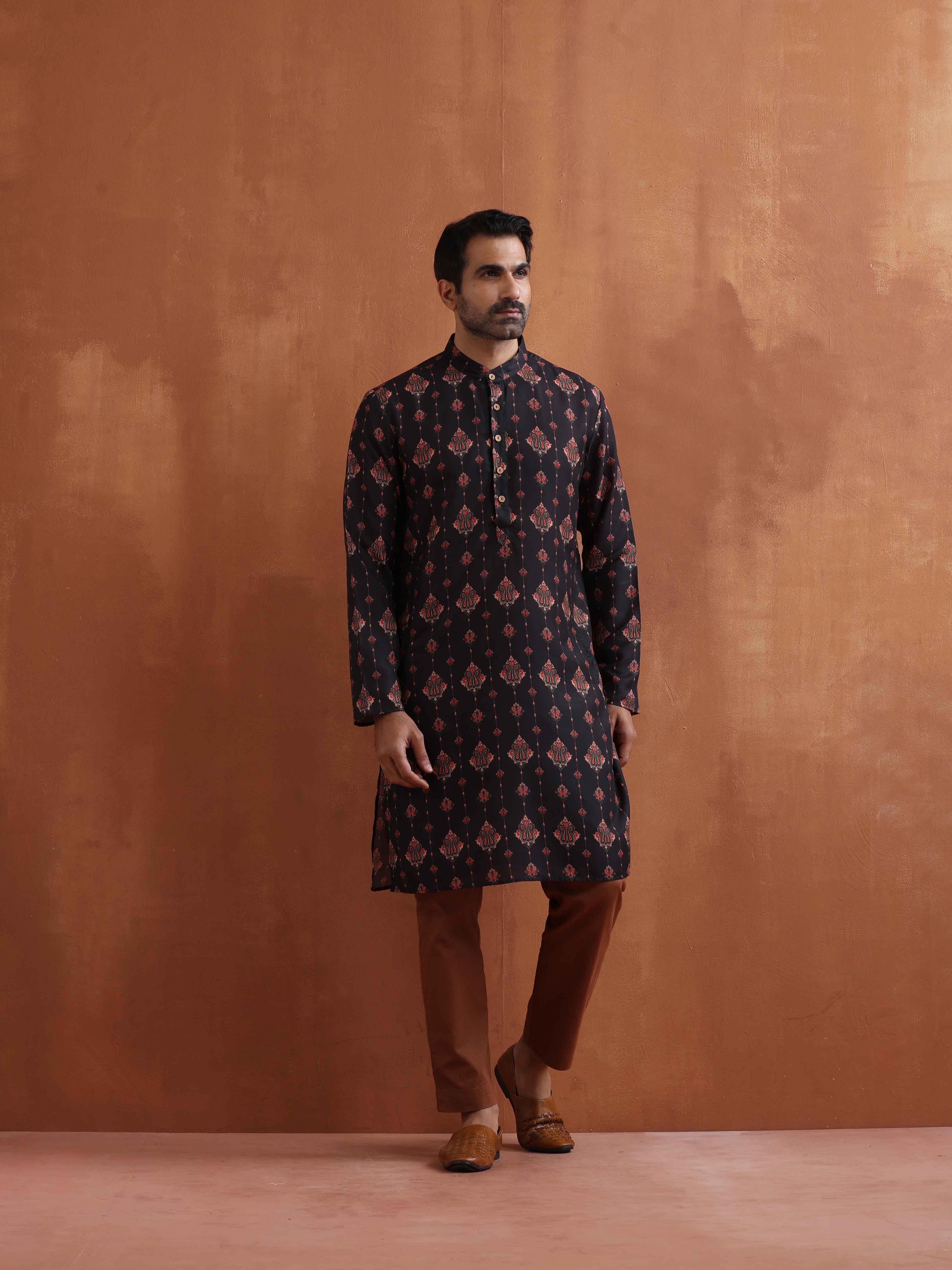 trueBrowns Men's Black Printed Kurta