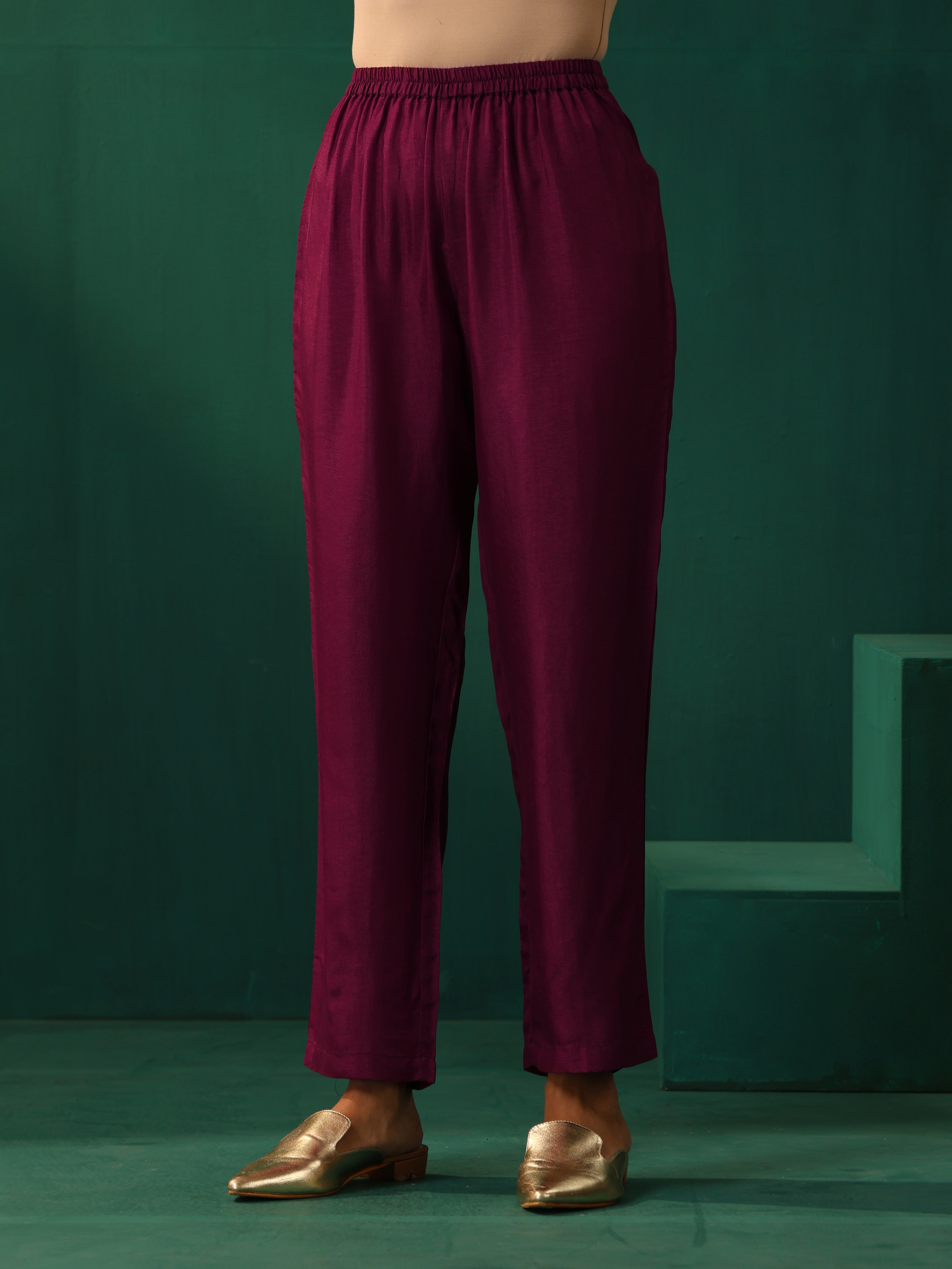 trueBrowns Maroon Floral Viscose Silk V-Neck Waist Gathered Kurta Pant Set