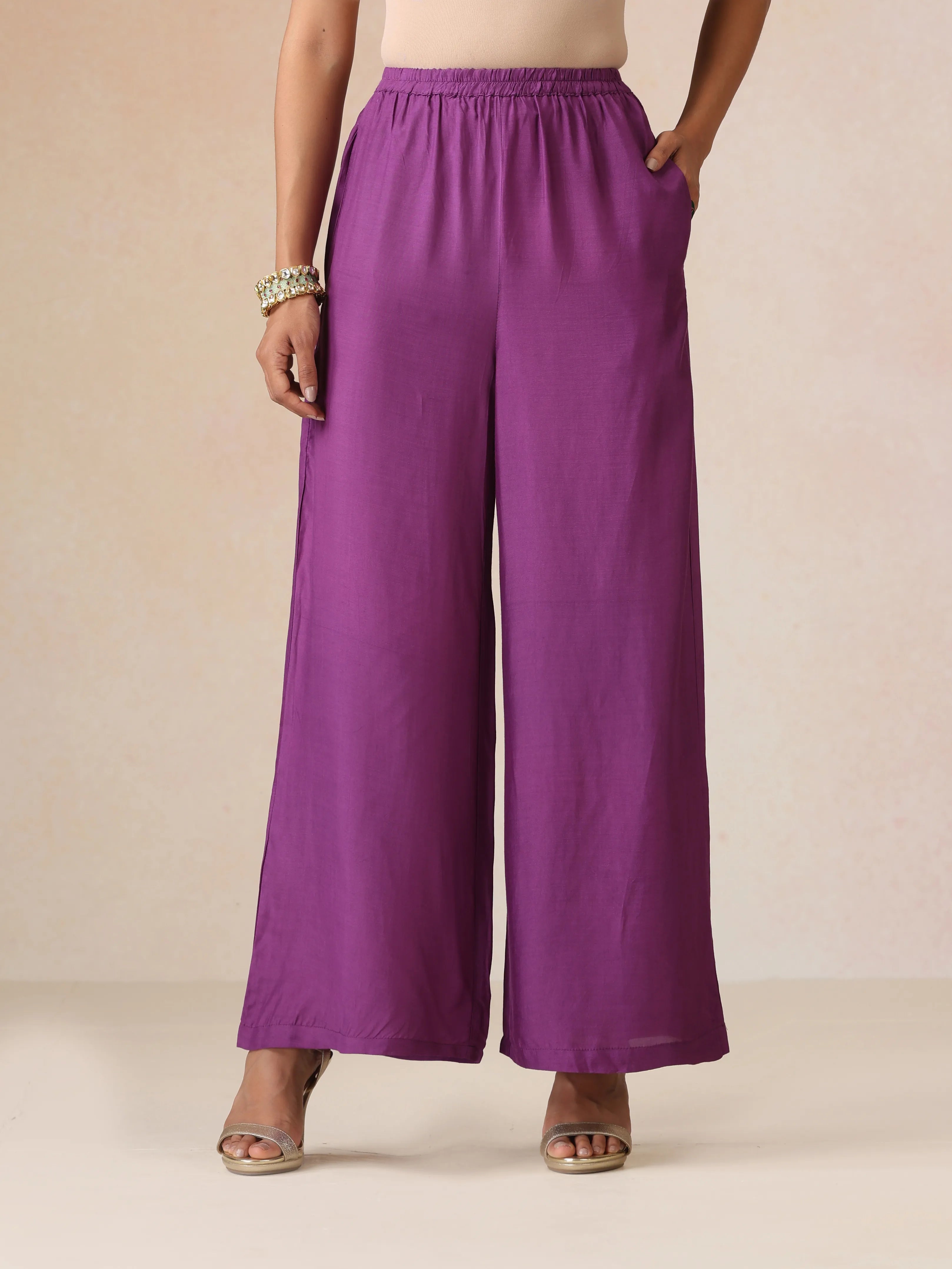 trueBrowns Purple Orange Jaal Print Viscose Sleeveless Straight Kurta Set