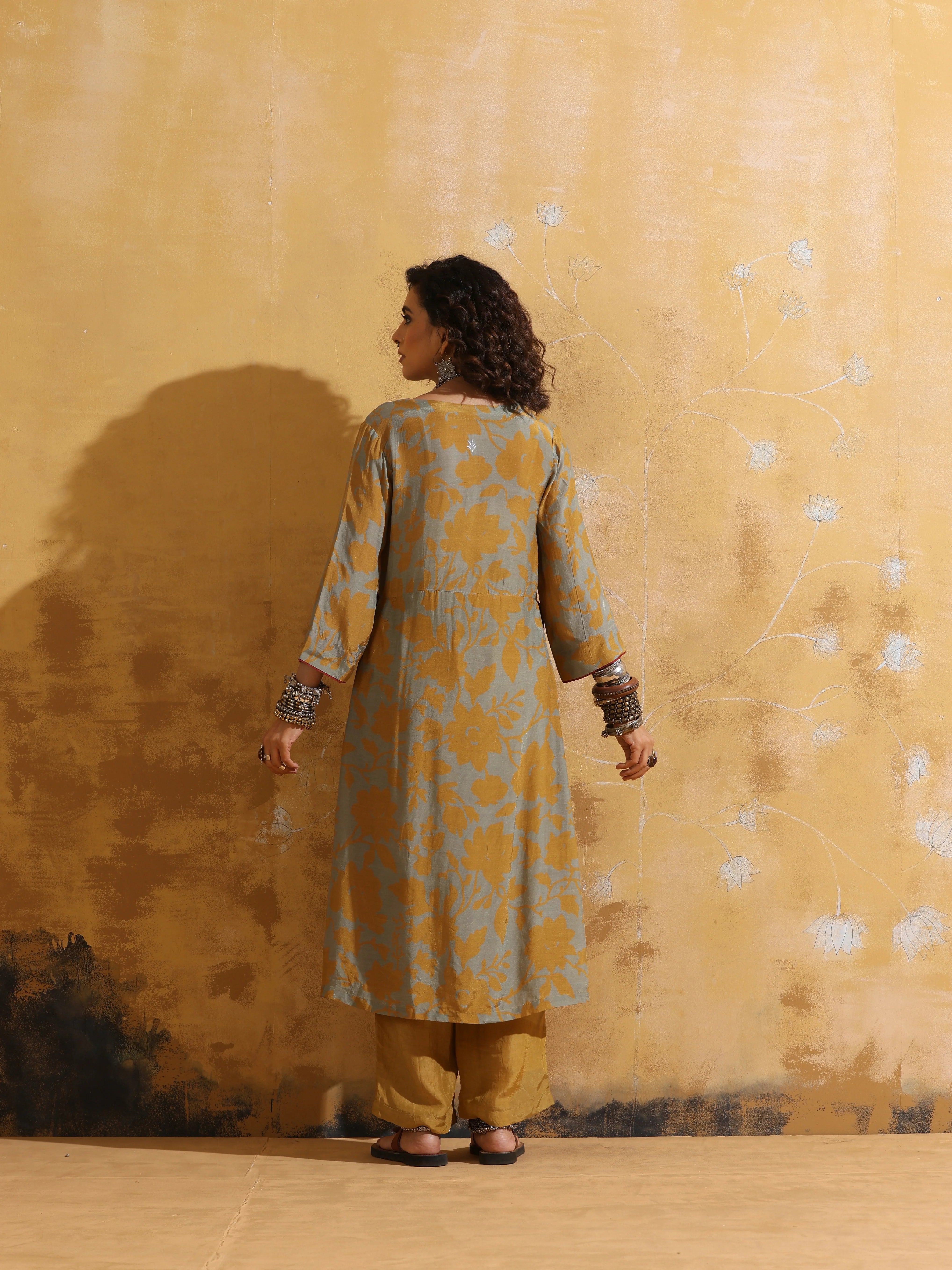 trueBrowns Mustard Jaal Print Muslin Silk High-Slit Fit and Flared Kurta Set