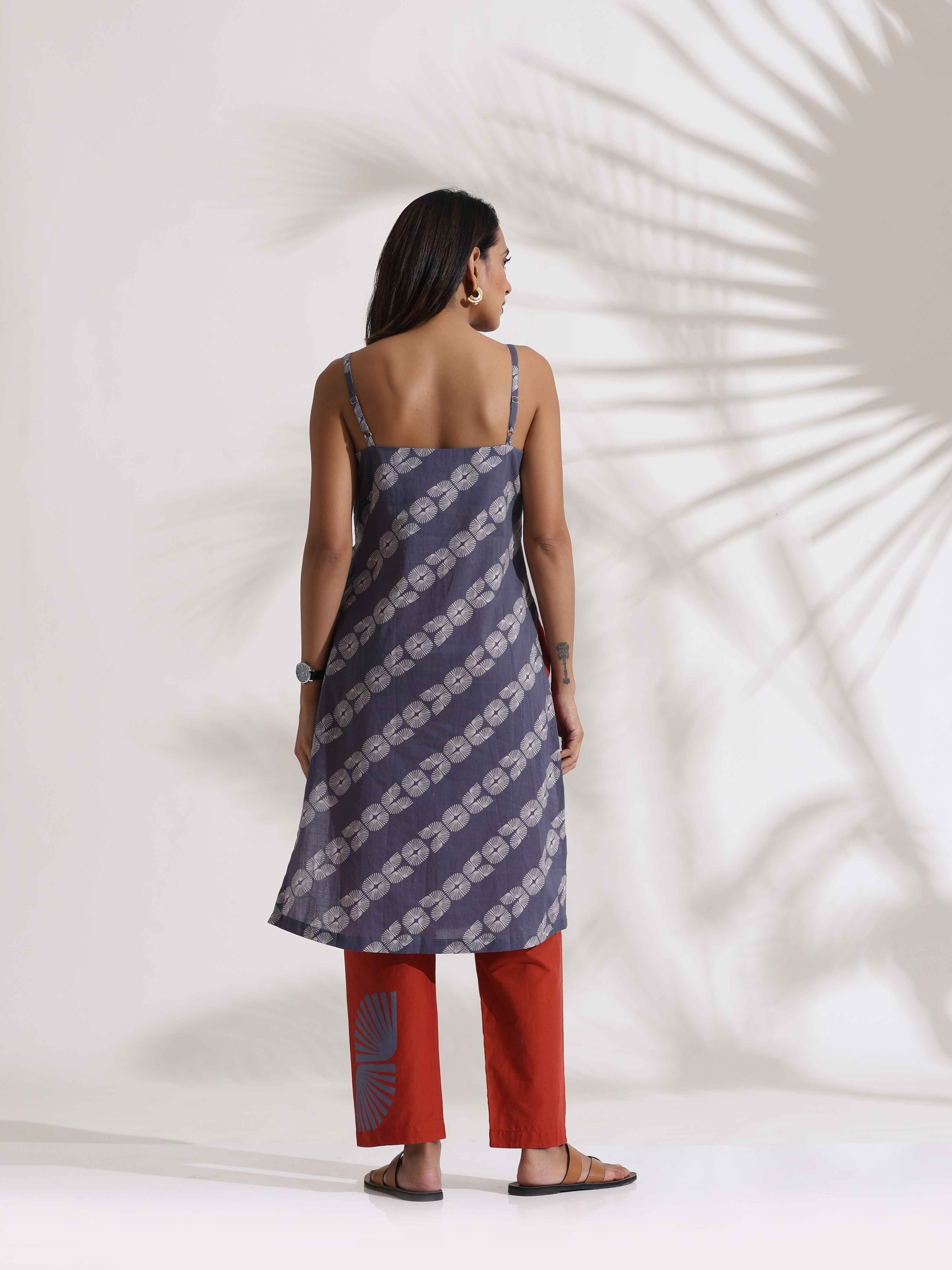 trueBrowns Grey Cotton Print Highslit Kurta Set