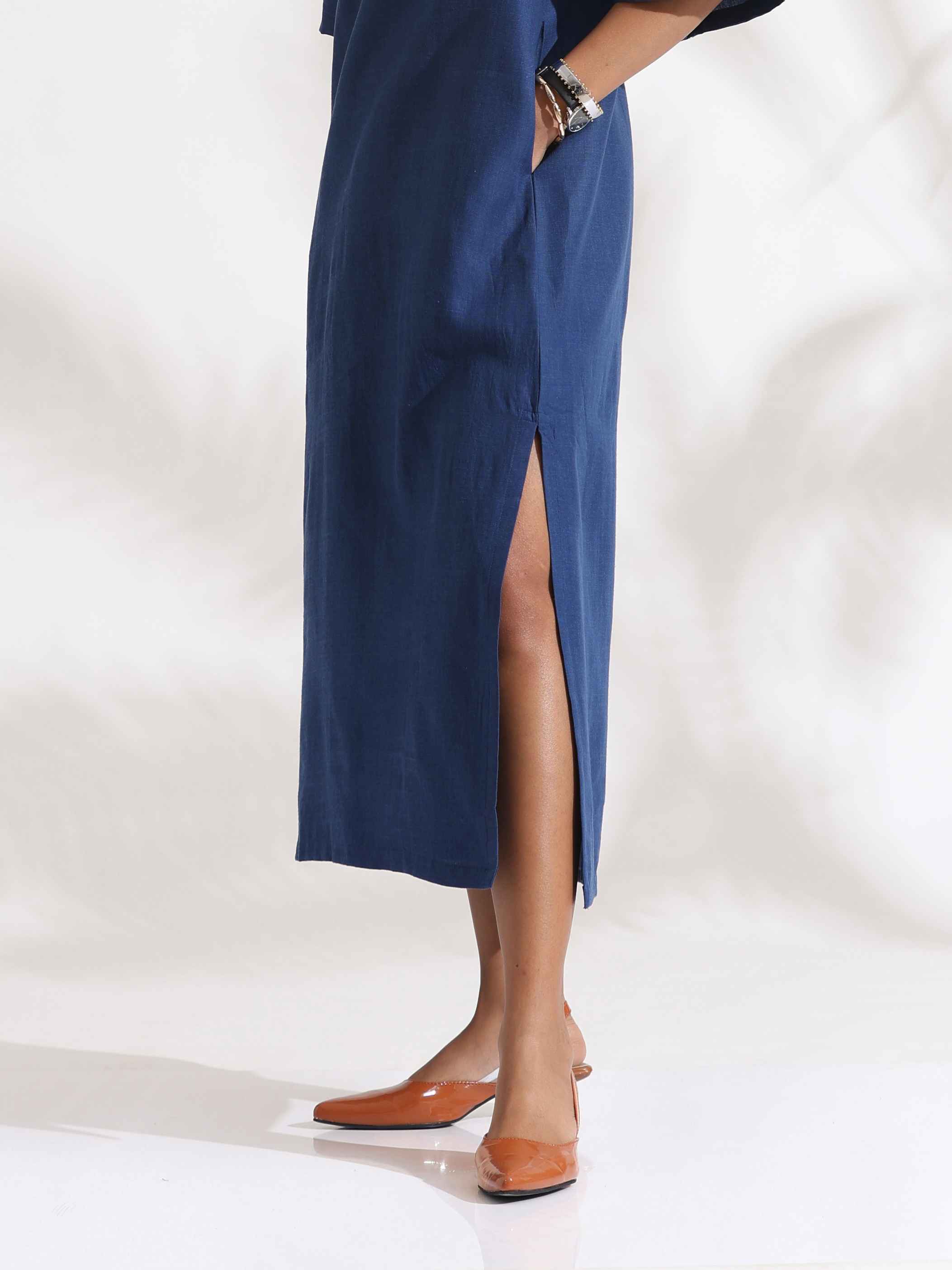 trueBrowns Blue Slub Dress