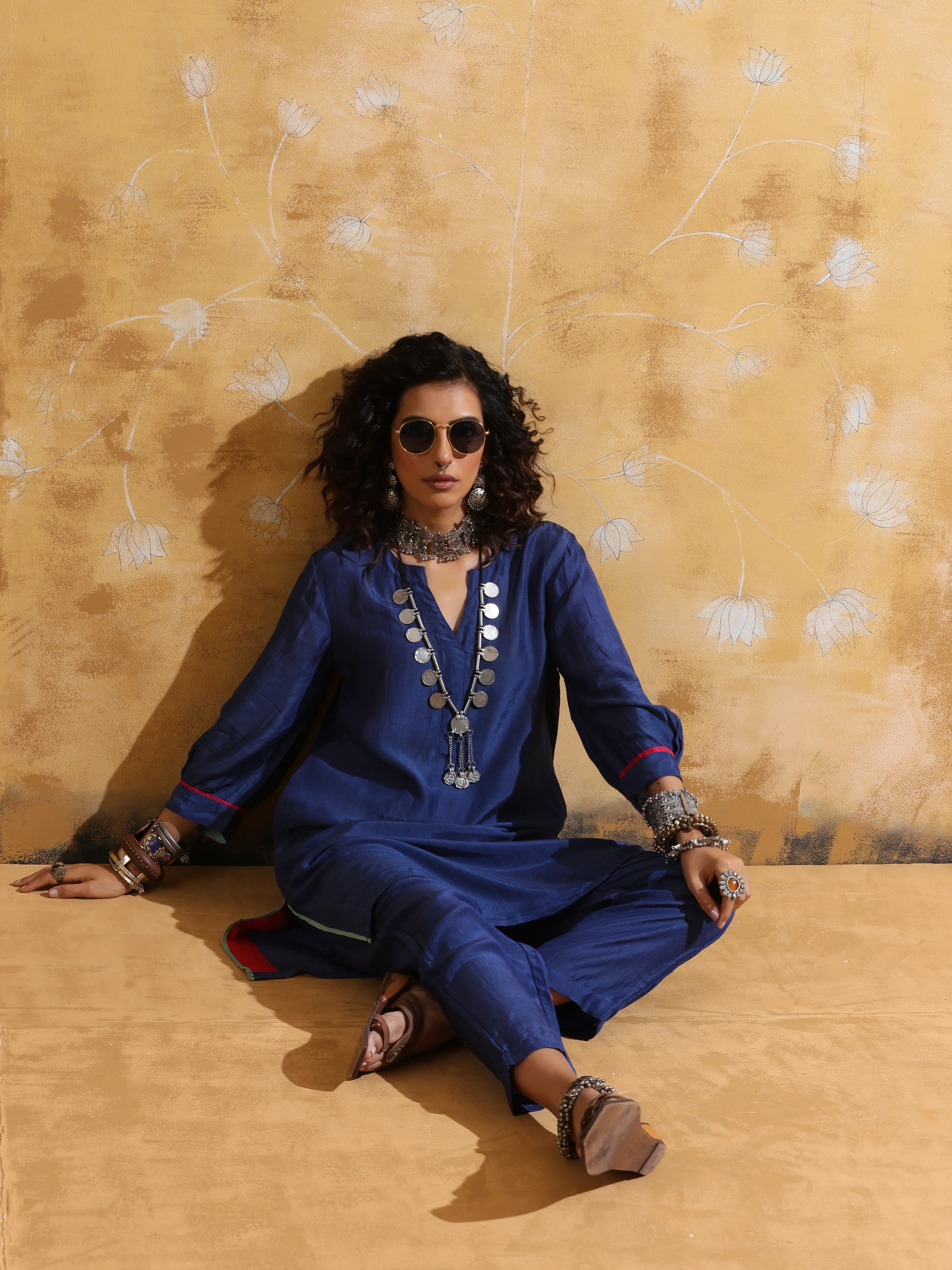 trueBrowns Blue Muslin Silk Relaxed Kurta Co-ord Set