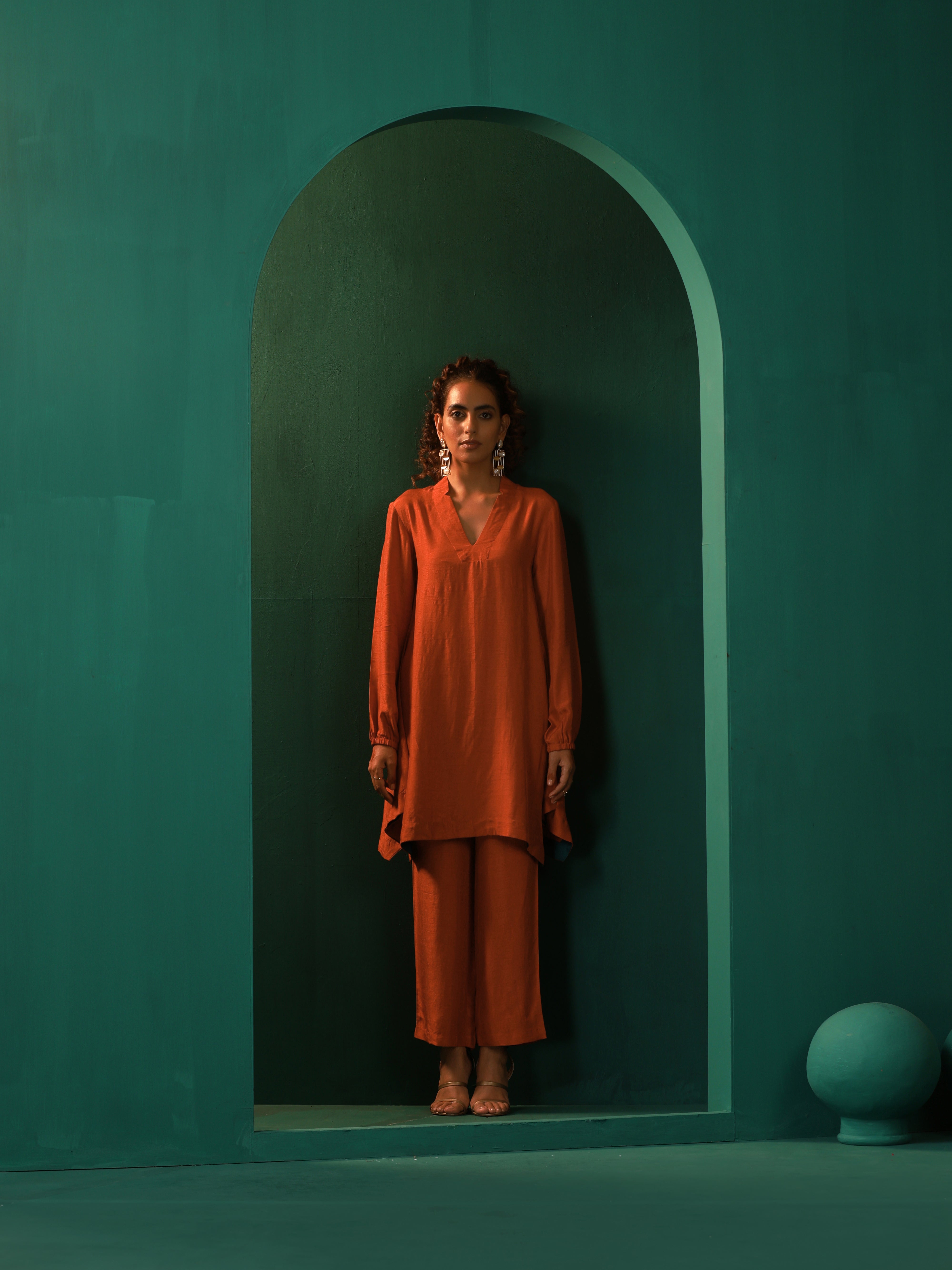 trueBrowns Rust Silk Collar Co-ord Set