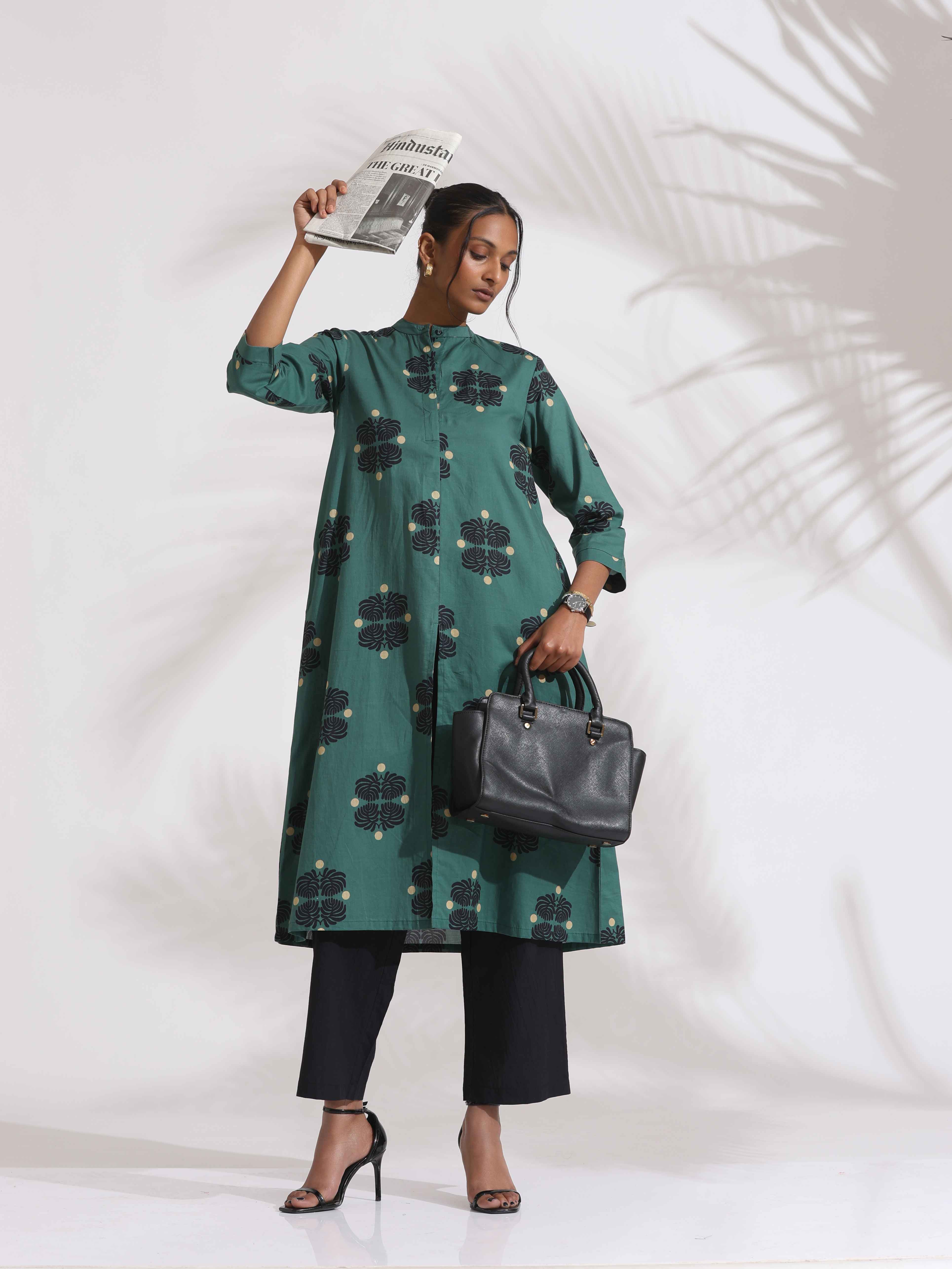 trueBrowns Green Cotton Print Front Slit Kurta Set